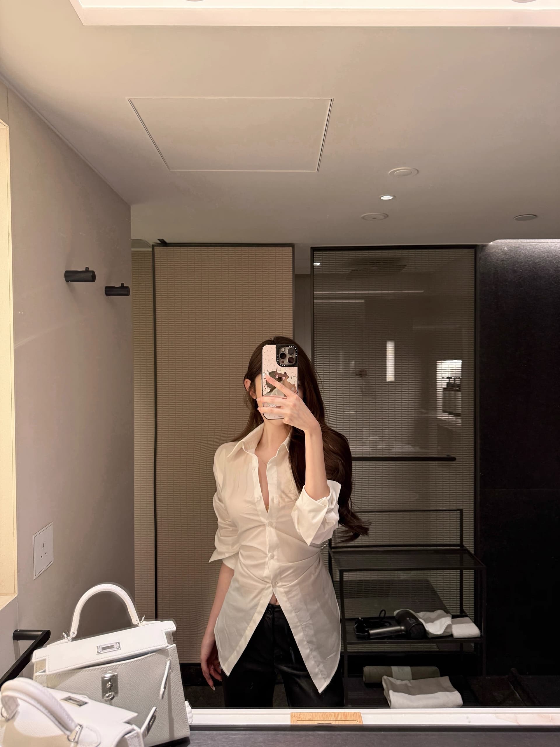 chicyou 꽃 Shan Shan 같은 단락 슈퍼 a 작은 섹시함 디자인 센스 화이트 뒤로 스트랩 허리 수축 흰 셔츠 상세 이미지 7