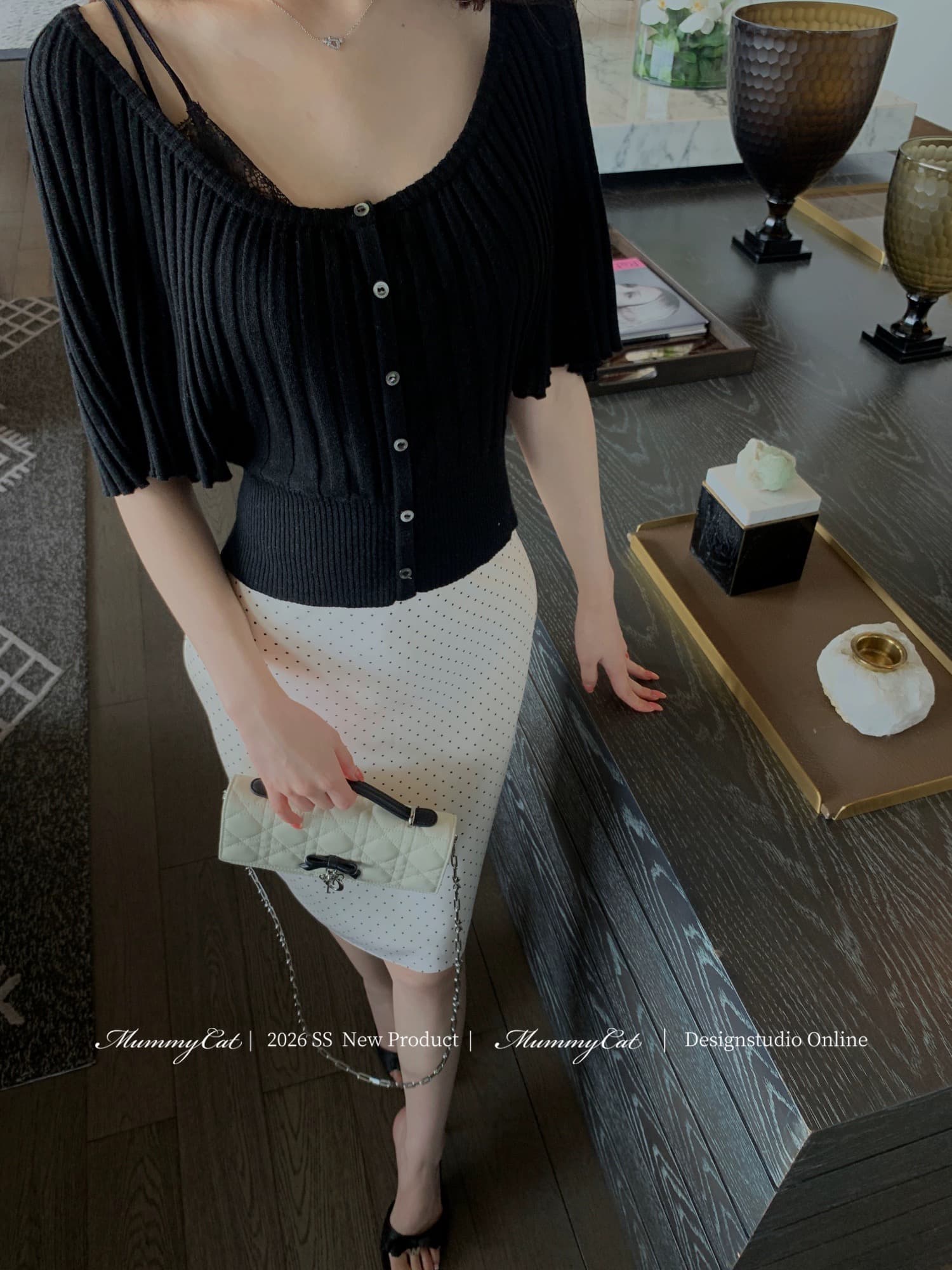 mummycat 계란 놓기 야옹 장기 화이트 코우 26 신제품 30 양모 장기 Pleat 대 라운드 넥 니트 맨위 상세 이미지 7