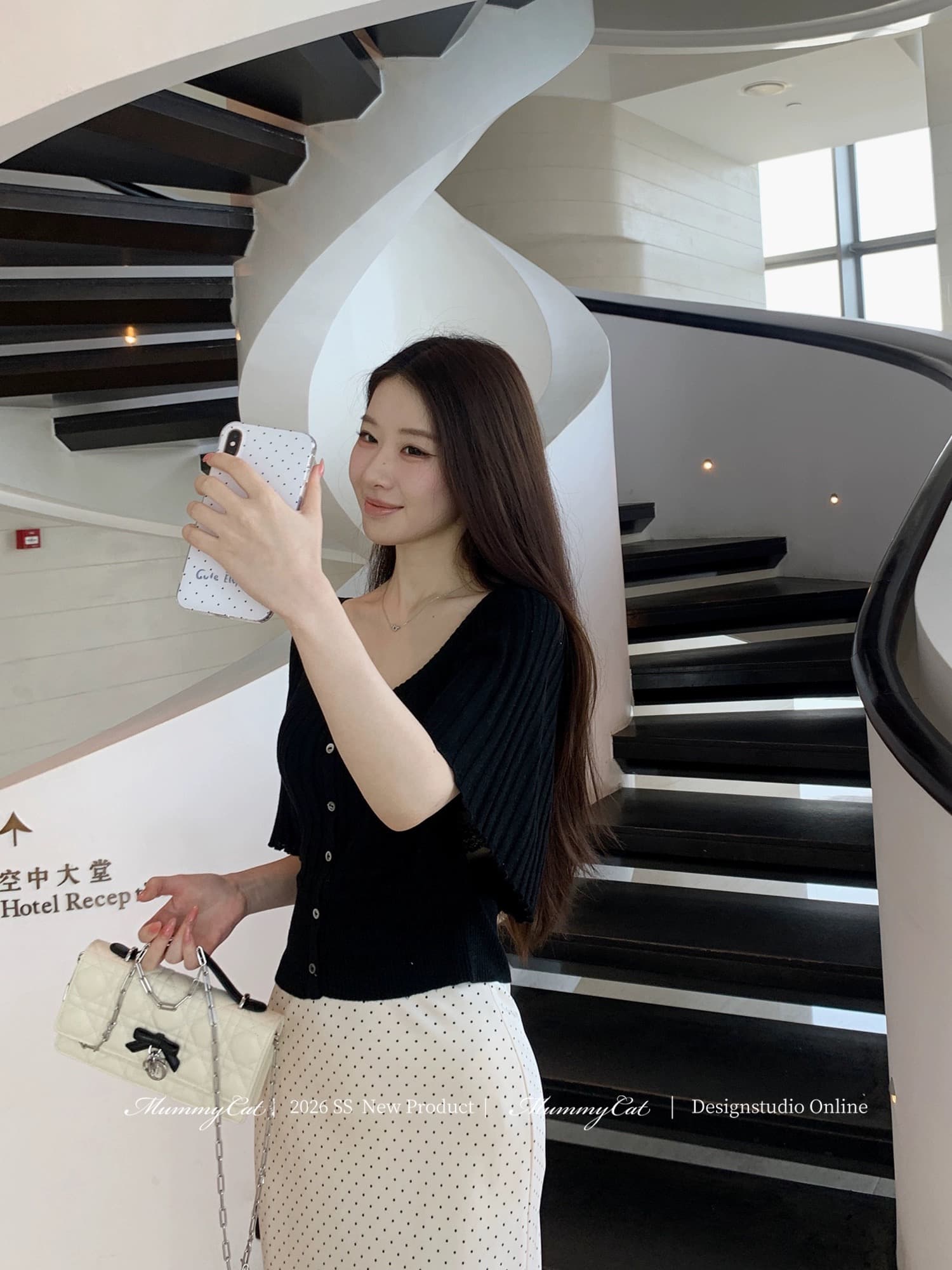 mummycat 계란 놓기 야옹 장기 화이트 코우 26 신제품 30 양모 장기 Pleat 대 라운드 넥 니트 맨위 상세 이미지 10