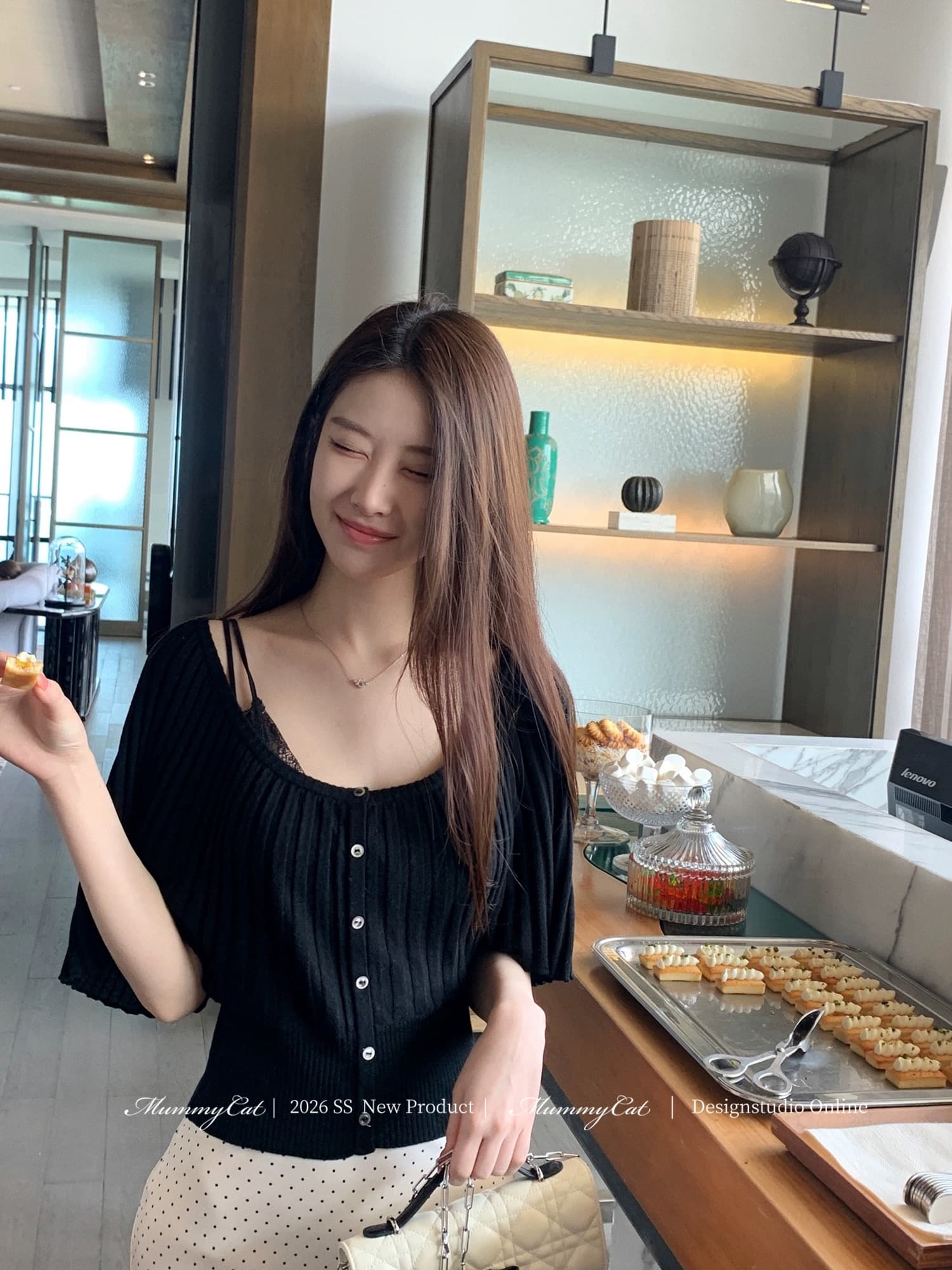 mummycat 계란 놓기 야옹 장기 화이트 코우 26 신제품 30 양모 장기 Pleat 대 라운드 넥 니트 맨위 상세 이미지 11