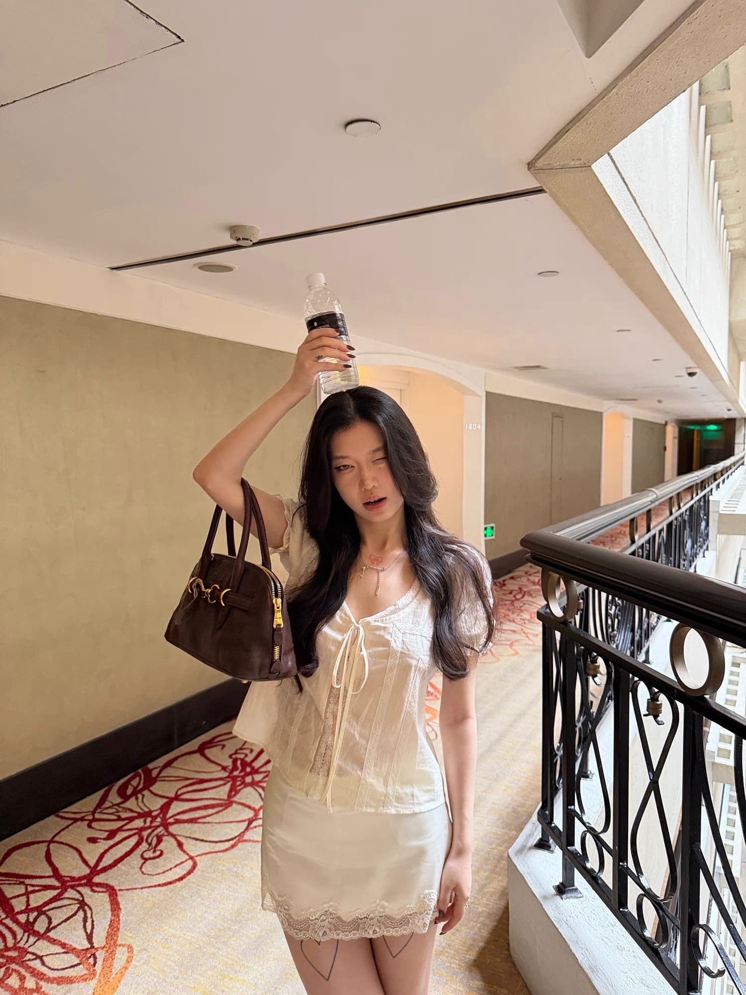 sheepland 부드러운 욕망 끓인 물 레이스 광장 칼라 거품 소매 반팔 여성 셔츠 여름 슬림해 보이는 작은 셔츠 맨위 상세 이미지 5