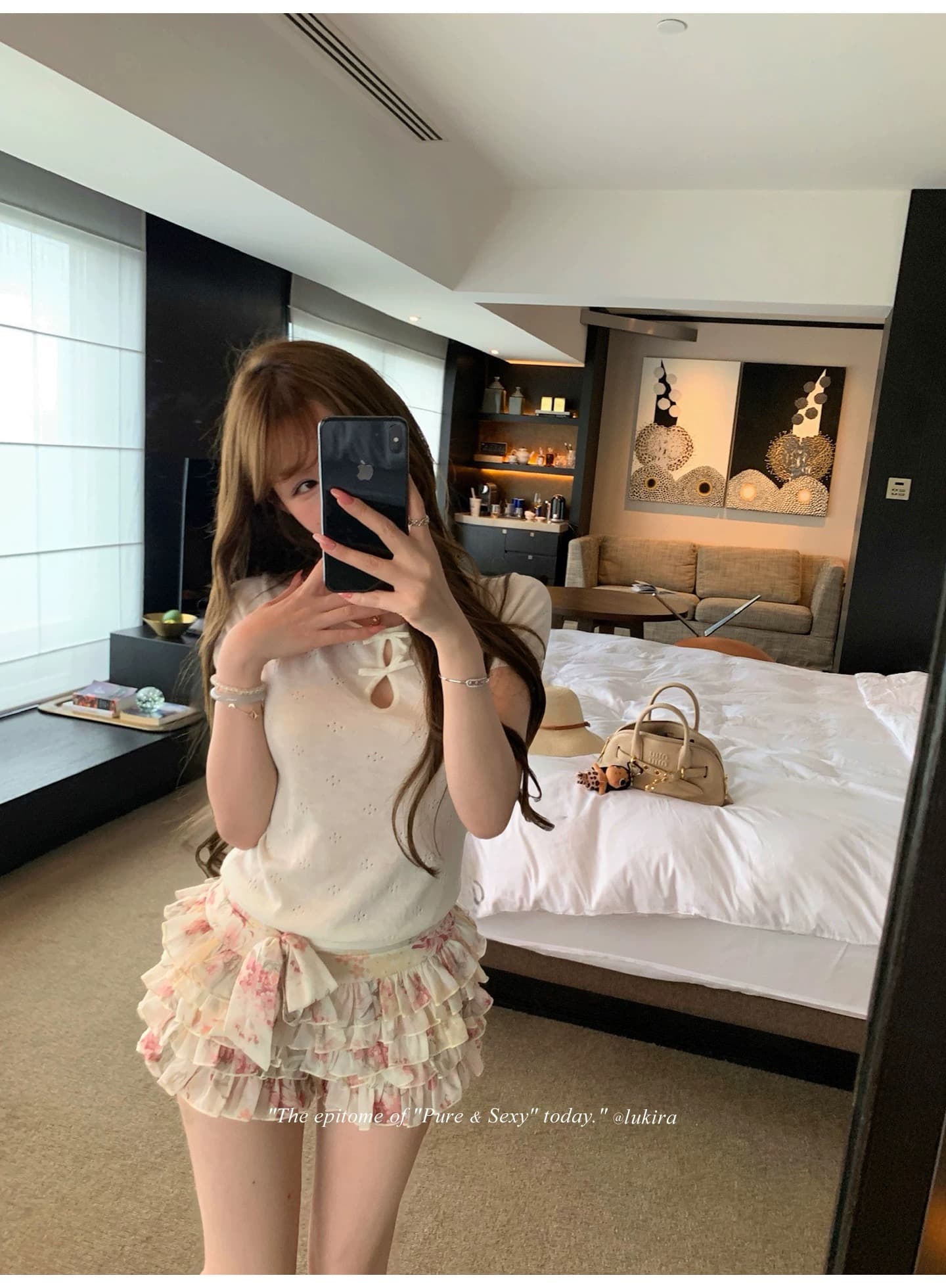 lukira 빛 연 여름 라운드 넥 나비 매듭 홀로우 아웃 자카드 니트 반팔 티셔츠 여성 여름 슬림해 보이는 맨위 이미지 3
