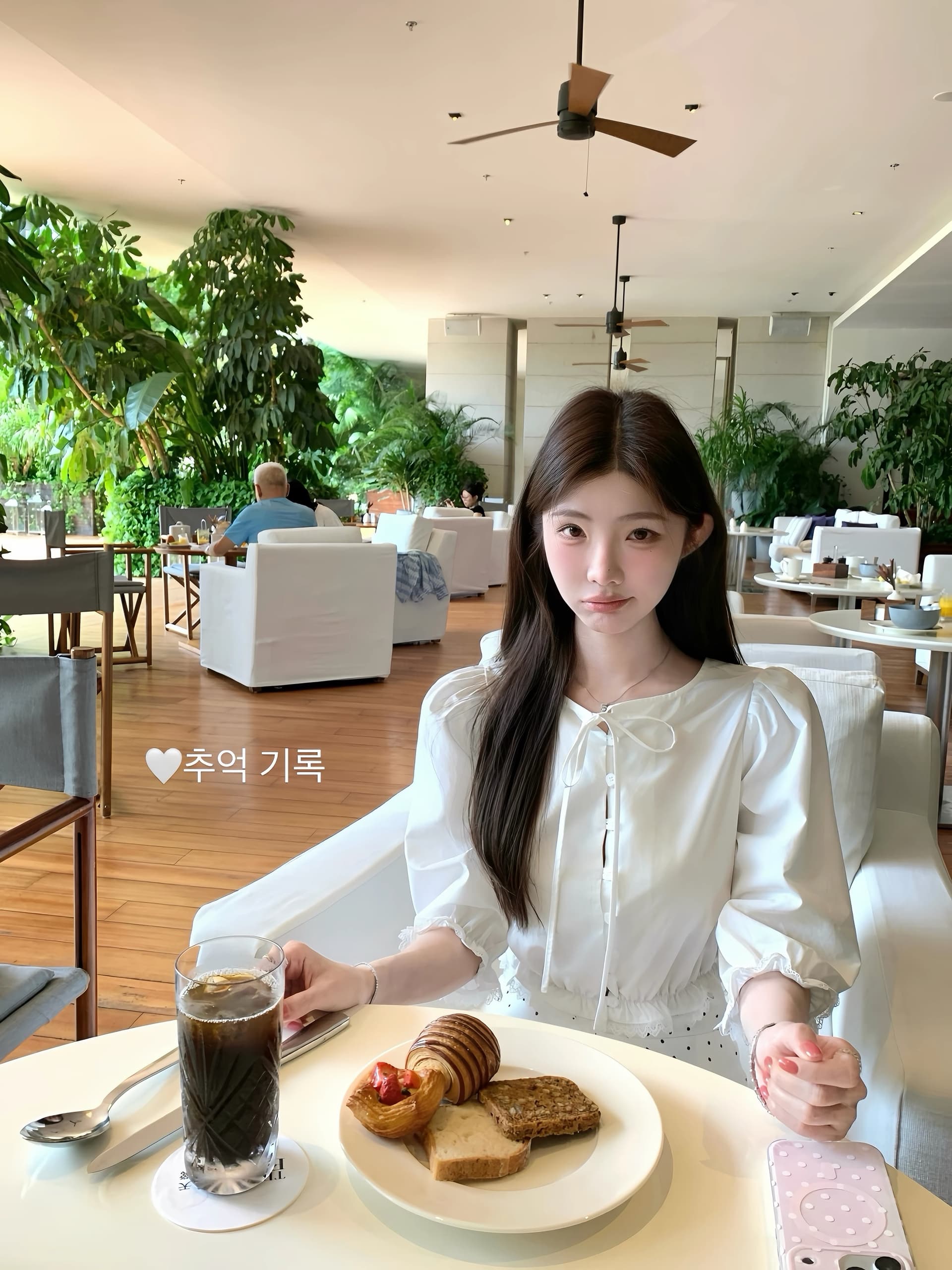 화이트 워터 여성 라운드 골동품 소녀 주간 실크 코튼 버블 여성 셔츠 여름 패치워크 홀로우 아웃 레이스 순수한 욕망 맨위 상세 이미지 6
