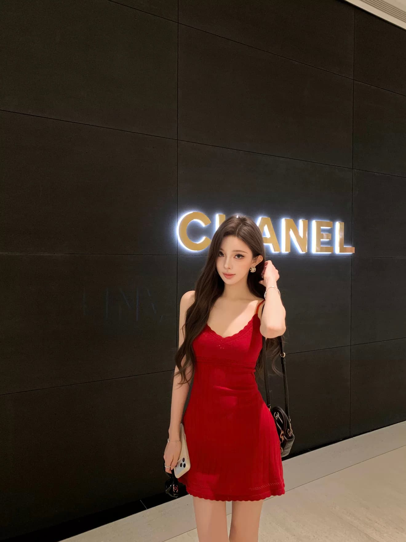 fbblimit 黛 웨스트 미스 순수한 욕망 분위기 몸매 가꾸기 쇼트 스타일 홀로우 아웃 자수 V넥 드레스 상세 이미지 3
