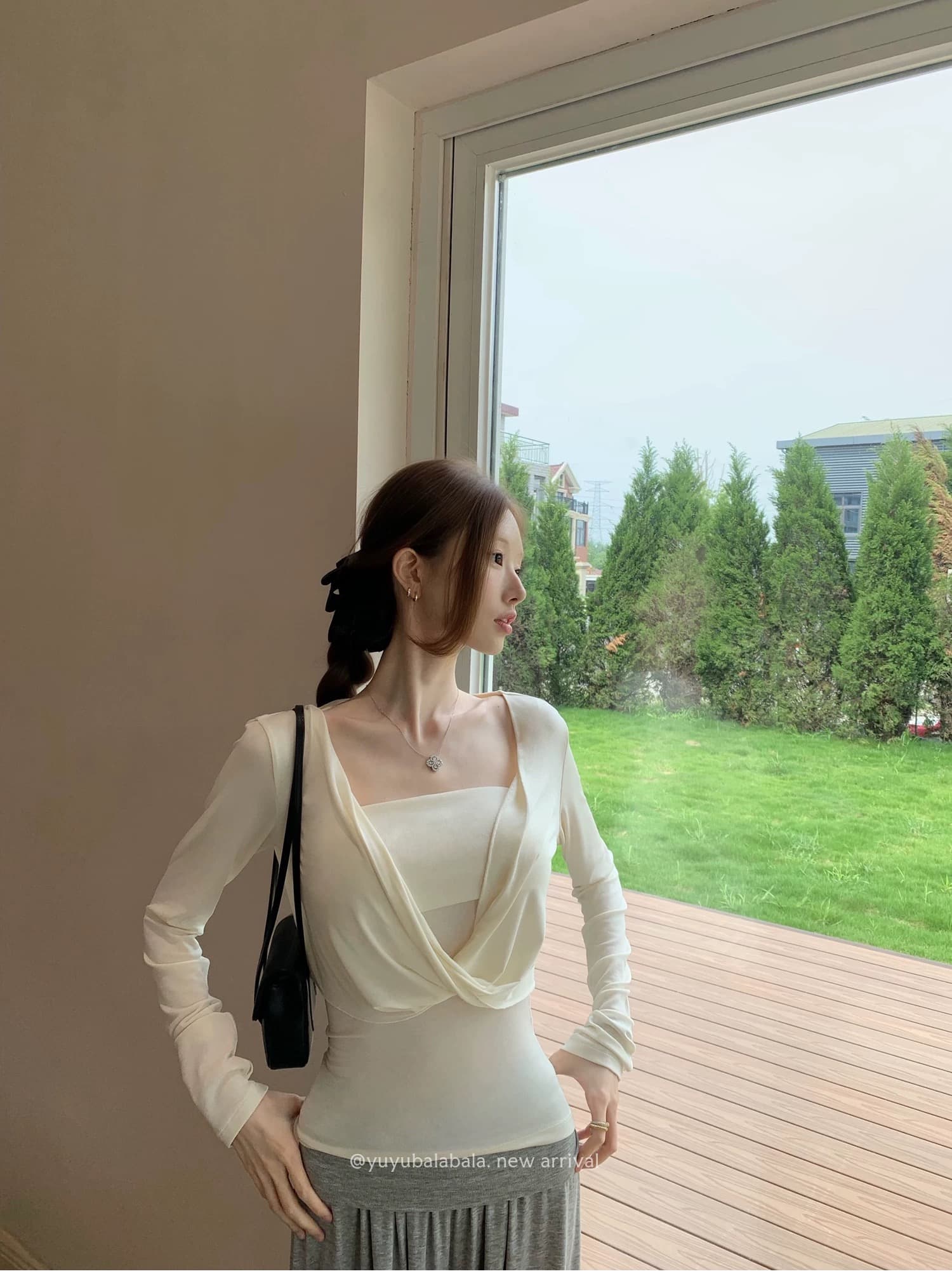 鱿 생선 젤리 배 수프 yuyu 강력한 추진력 비교할 수없는 라이 경기 서울 몸매 가꾸기 튜브탑 살구 색상 니트 세트 상세 이미지 2