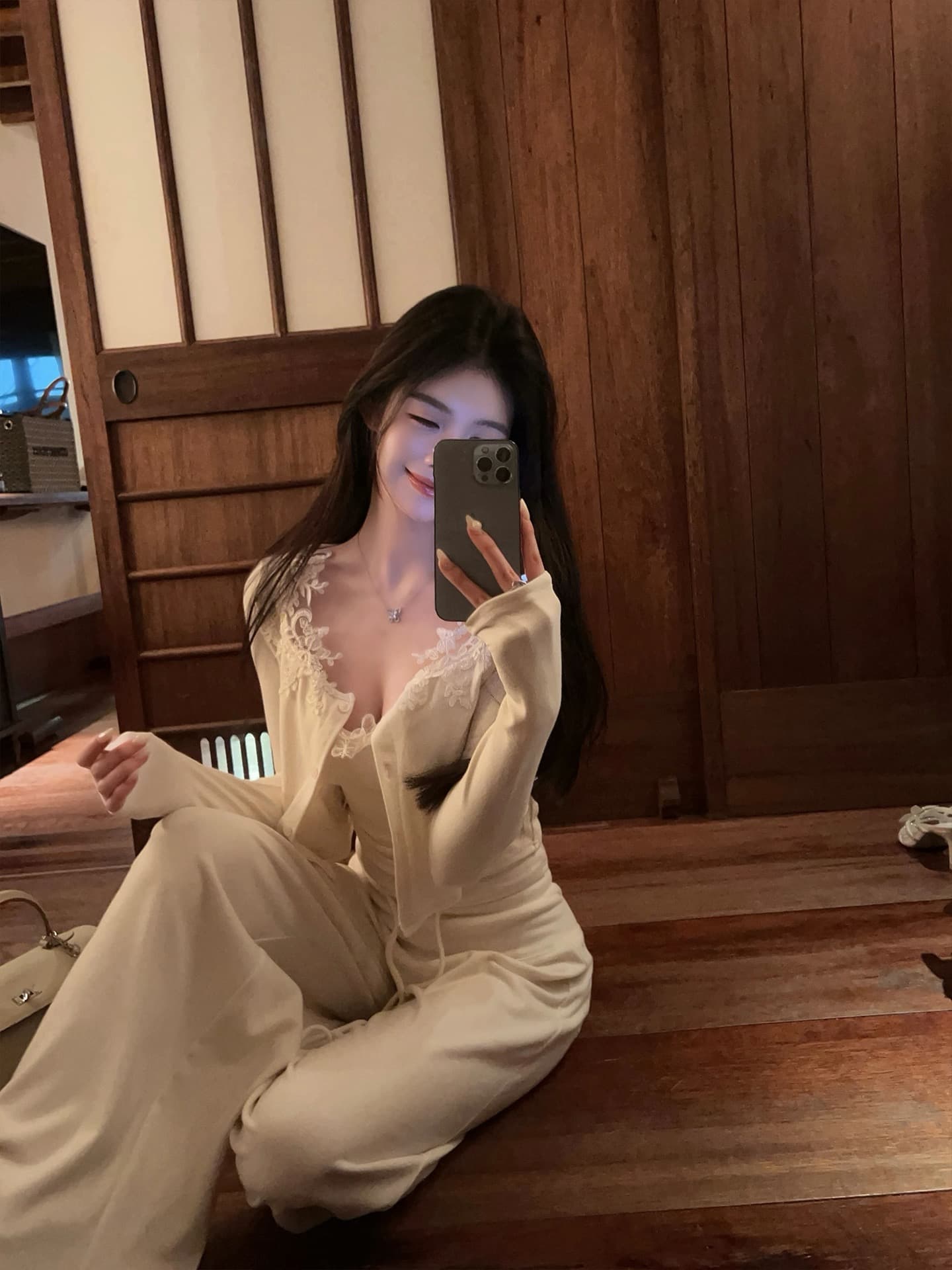 fairyjiang 얇은 스타일 화이트 자수 레이스 카디건 코트 세트 여성 여름 인사이드 가져 가라. 캐미솔 투피스 세트 상세 이미지 5