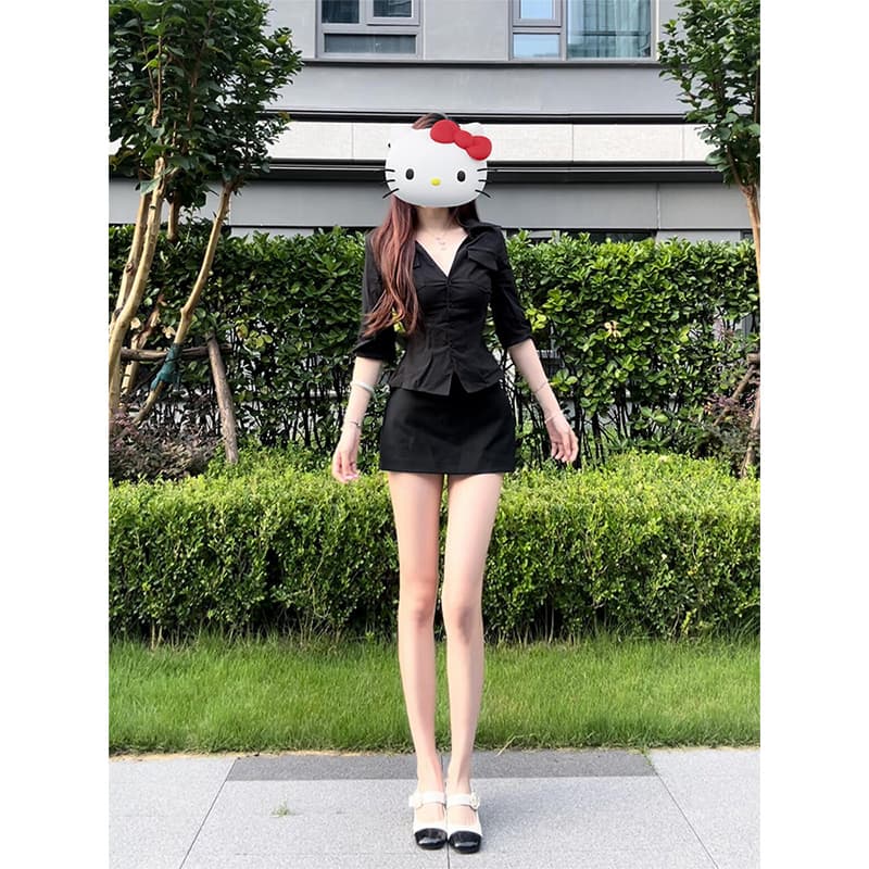 정가 재고 있음 로얄 자매 바람 검정색 V넥 긴팔 여성 셔츠 가을 겨울 새로운 몸매 가꾸기 허리 수축 쇼트 스타일 맨위 이미지 6