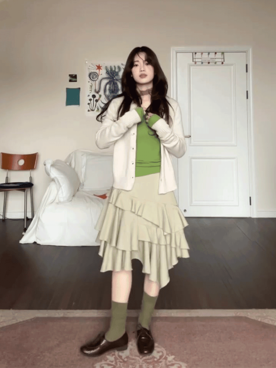 정가 재고 있음 한 부서 라운드 넥 긴팔 싱글 줄 버튼 니트 스웨터 기본 셔츠 여성 봄 새로운 다용도 몸매 가꾸기 맨위 이미지 3