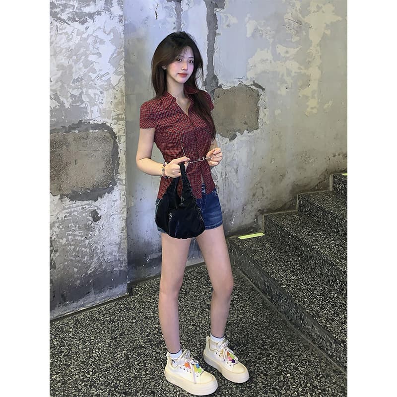 정가 재고 있음 여름 바람 슈퍼 잘 생긴 레트로 빨간색 체크무늬 반팔 여성 셔츠 데님 반바지 패션 세트 이미지 3