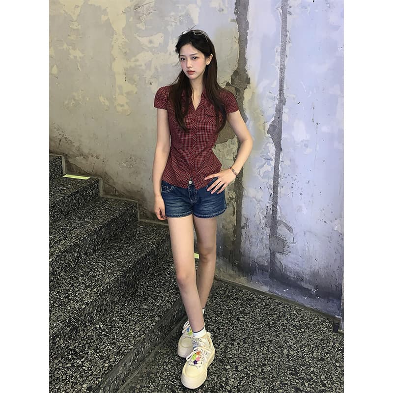 정가 재고 있음 여름 바람 슈퍼 잘 생긴 레트로 빨간색 체크무늬 반팔 여성 셔츠 데님 반바지 패션 세트 이미지 4