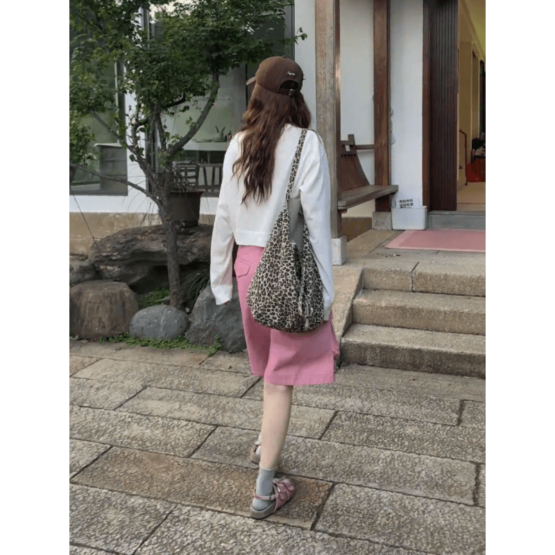 정가 재고 있음 한 부서 느긋한 바람 화이트 쇼트 스타일 라운드 넥 맨위 여성 여름 하이웨이스트 스트레이트 오부 바지 세트 이미지 3