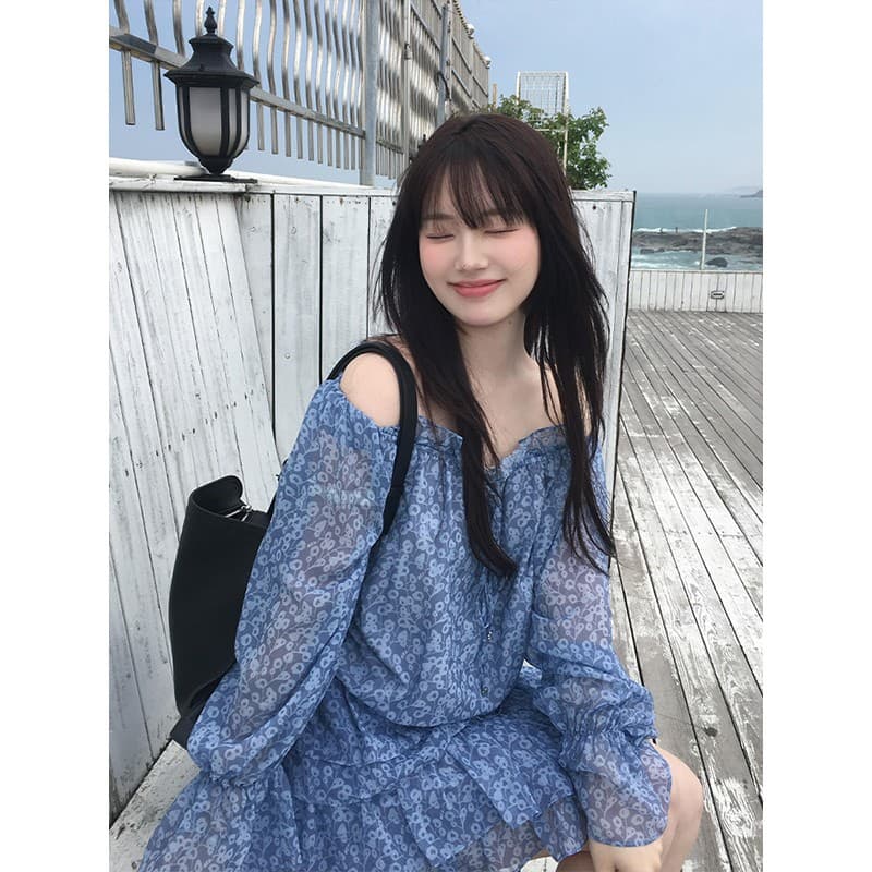 정가 프랑스식 꽃무늬 오프숄더 셔츠 맨위 여성 여름 새로운 한 마디 케이크 반신 치마 세트 이미지 3