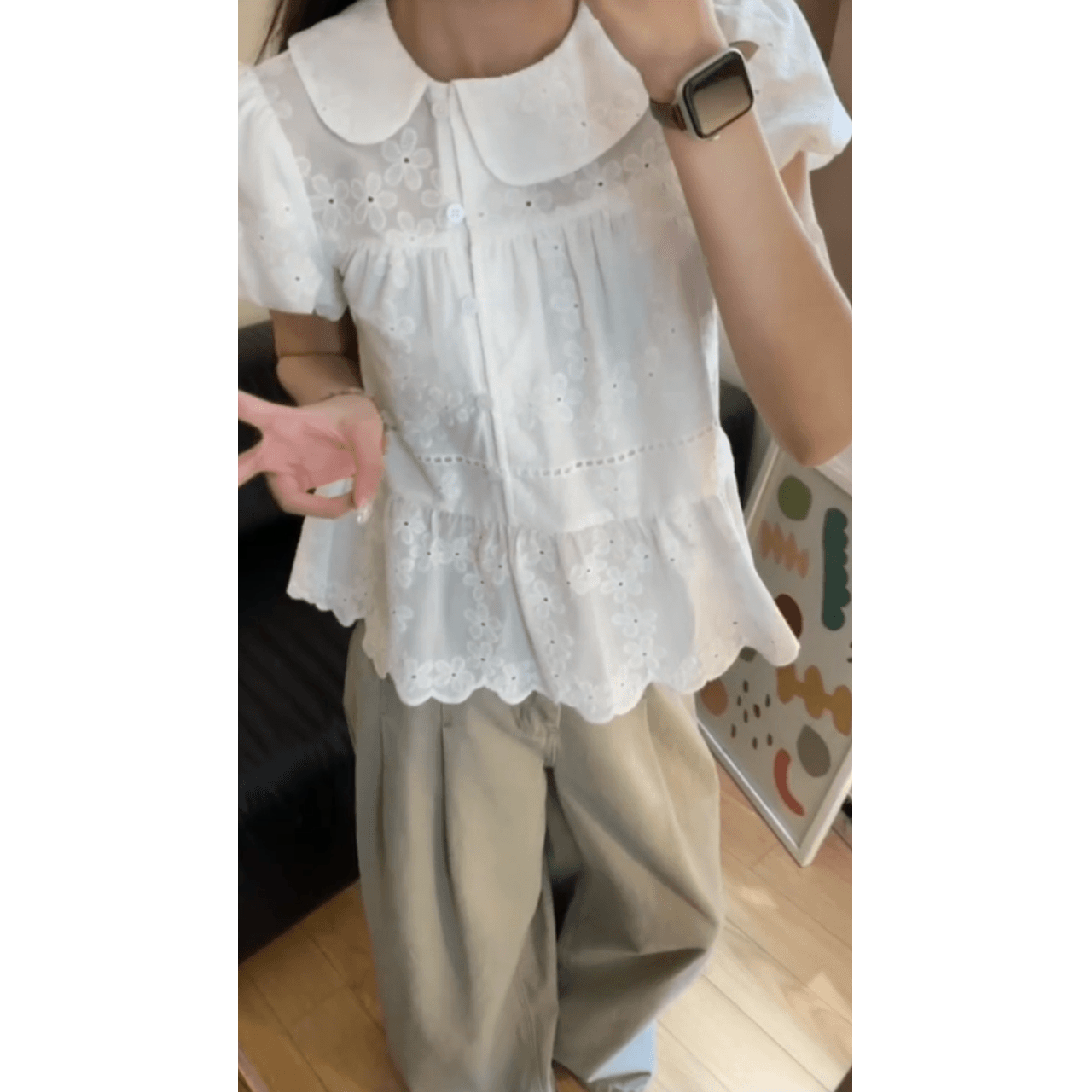 정가 화이트 베이비 칼라 자수 홀로우 아웃 거품 소매 여성 셔츠 여름 새로운 한 부서 부드러운 바람 허리 수축 맨위 상세 이미지 2