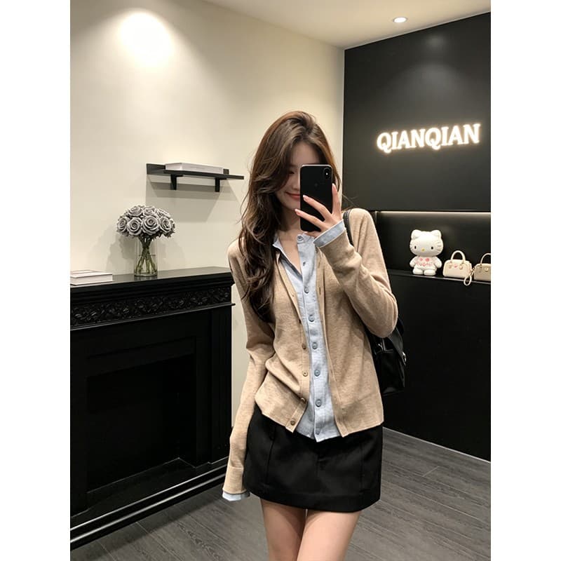 정가 출퇴근 바람 페이크 레이어드 배색 니트 오픈 가디건 여성 하이웨이스트 슬림해 보이는 한 마디 반신 스커트 투피스 세트 상세 이미지 3