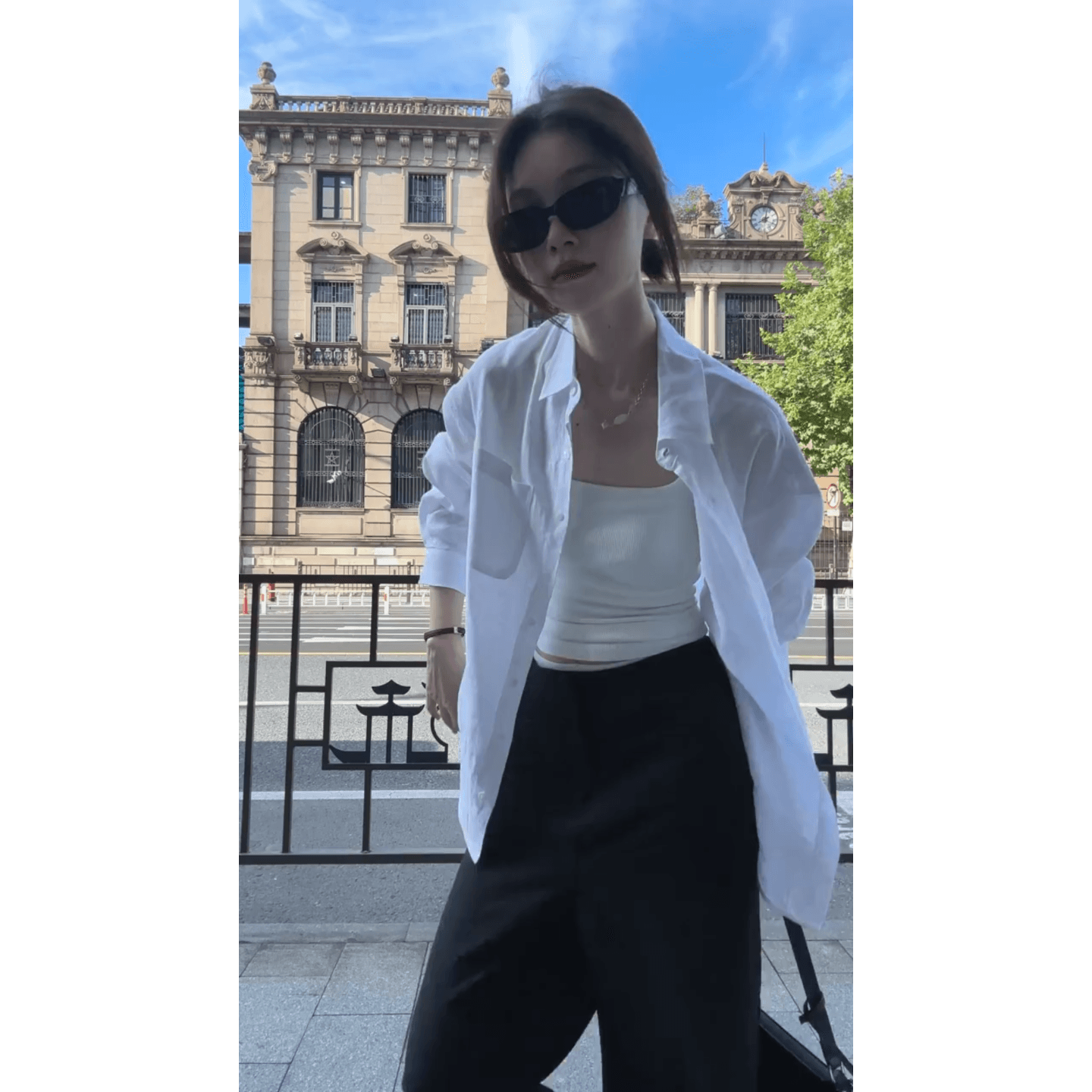 정가 한 부서 느긋한 바람 얇은 스타일 루즈핏 긴팔 화이트 여성 셔츠 하이웨이스트 도루 센스 캐주얼 바지 세트 이미지 6