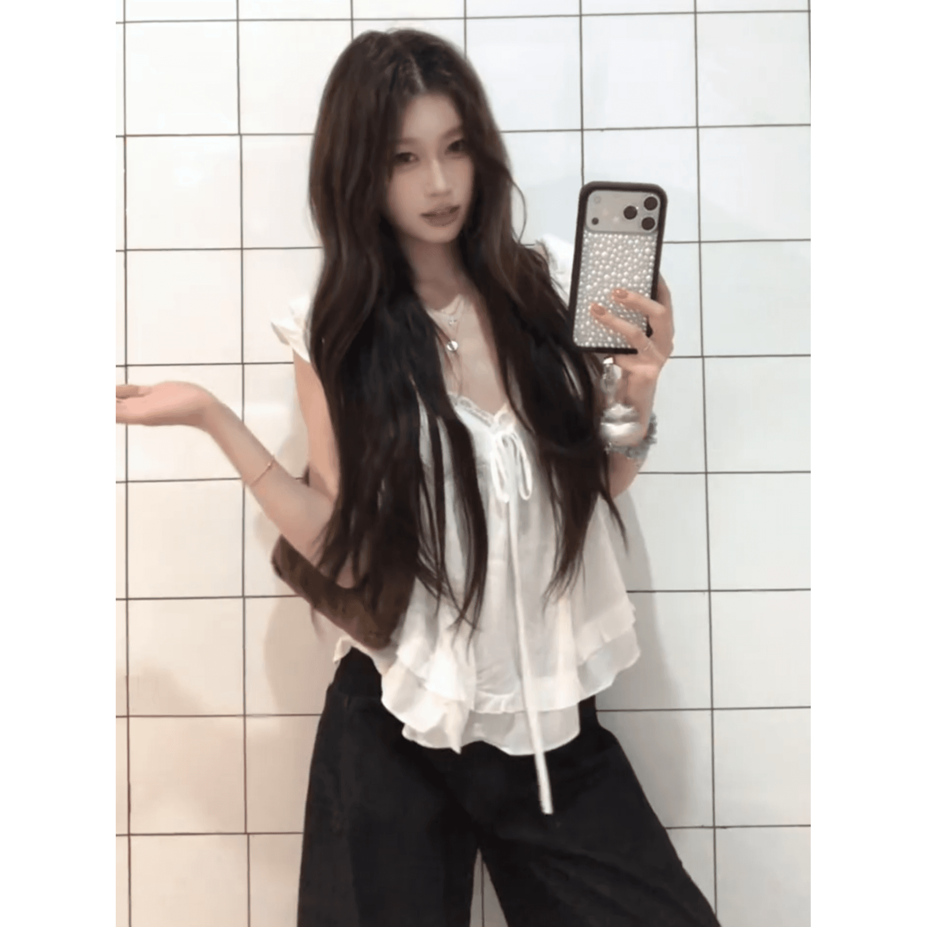 정가 한 부서 연령 감소 V넥 프릴 작은 셔츠 맨위 여성 여름 루즈핏 넓은 다리 캐주얼 바지 세트 상세 이미지 2