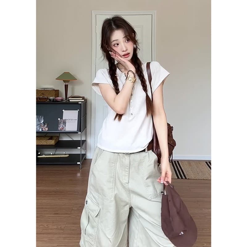정가 프랑스식 레트로 V넥 니트 반팔 티셔츠 맨위 여성 루즈핏 슬림해 보이는 넓은 다리 7부 바지 세트 이미지 5