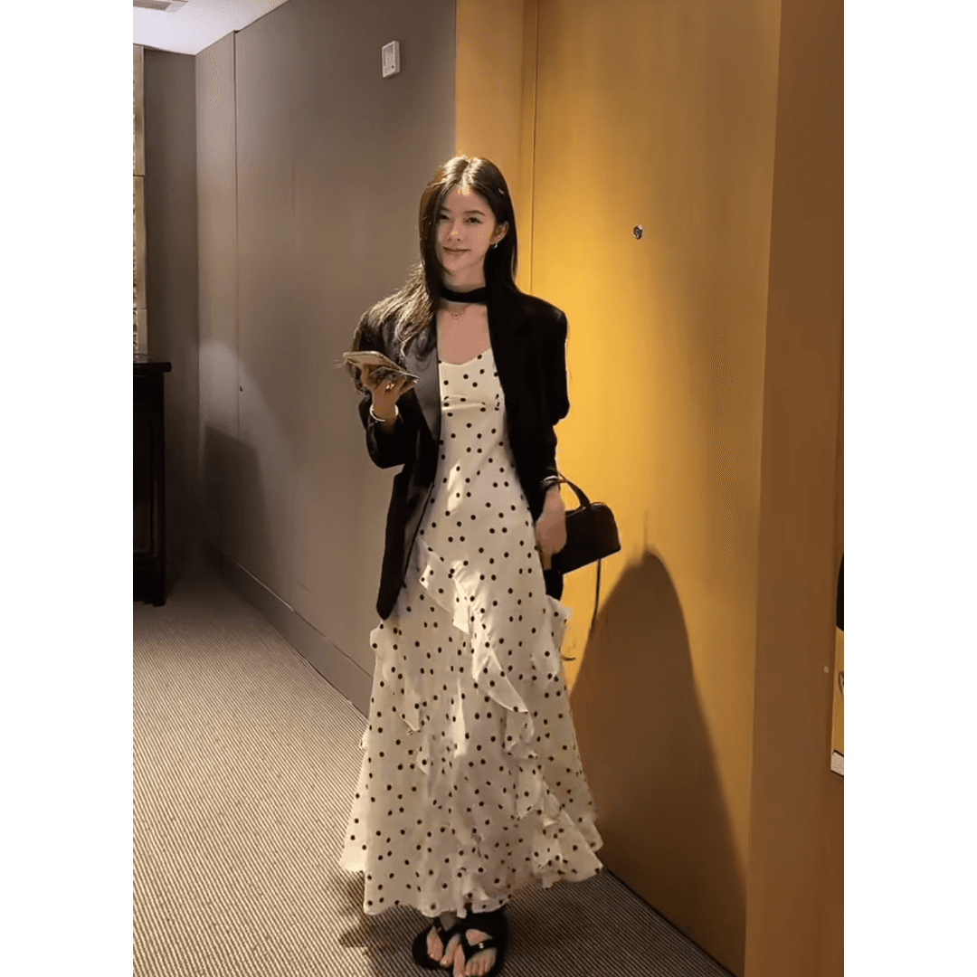 정가 한 부서 고급 센스 검정색 정장 여성 코트 여름 패션 도트 무늬 슬립 점프 슈트 치마 세트 이미지 2