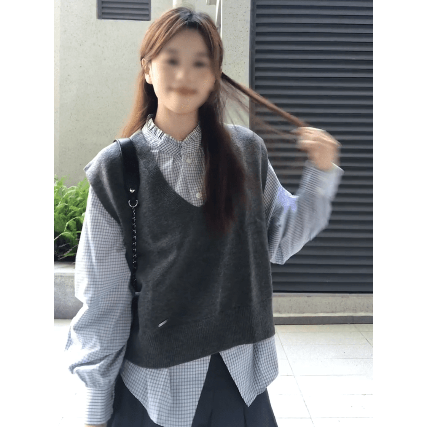 정가 한 부서 디자인 센스 체크무늬 긴팔 셔츠 스택 착용 V넥 베스트 조끼 여성 반신 치마 세트 이미지 5