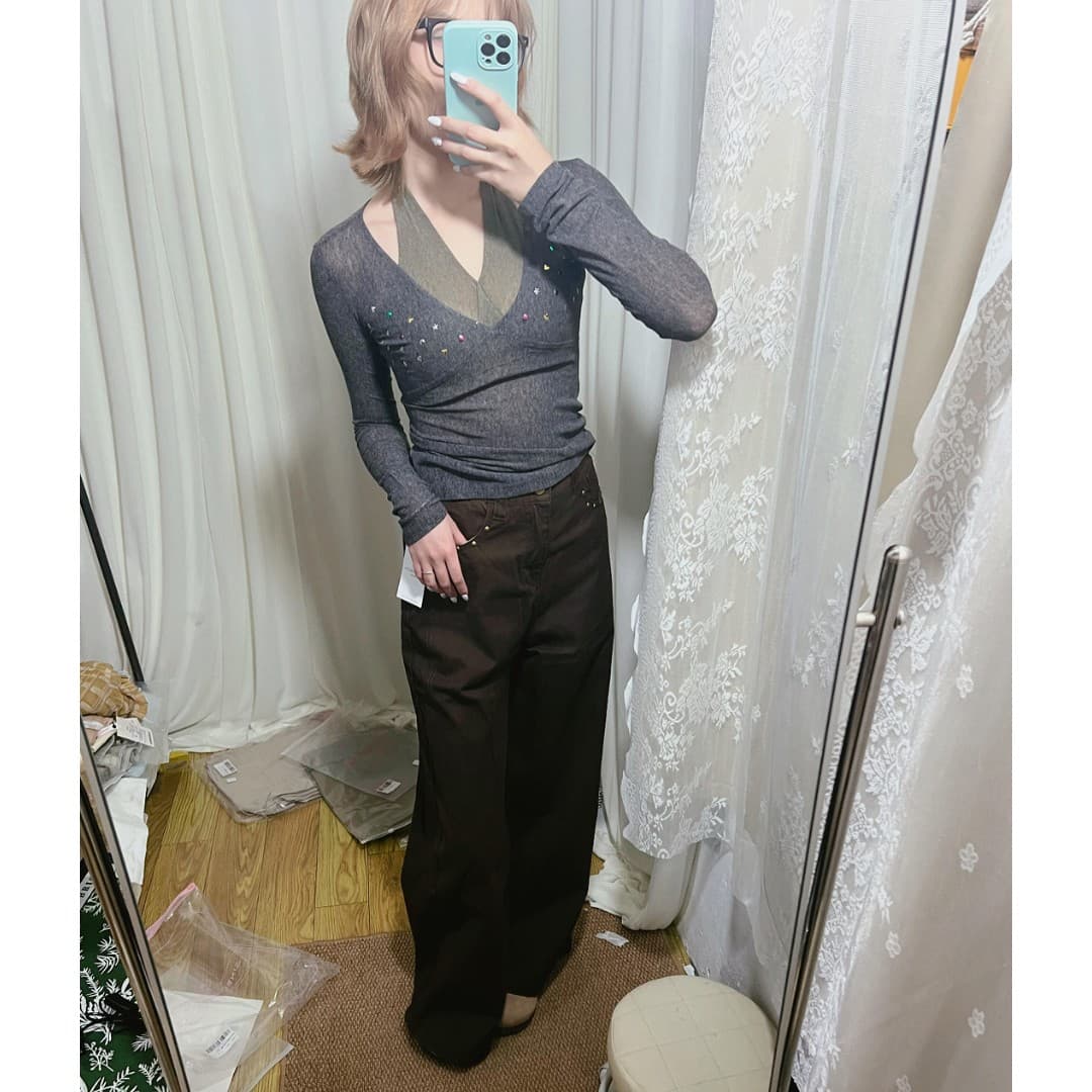 정가 핫걸 바람 페이크 레이어드 행침 목 긴팔 티셔츠 여성 이른 가을 새로운 V넥 색상 훈련 마이크로 ~을 통해 몸매 가꾸기 슬림해 보이는 맨위 이미지 3