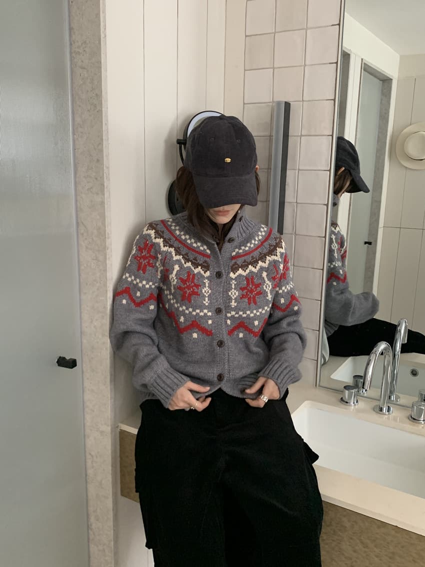 실사 공정한 섬 스웨터 배색 자카드 스탠드 칼라 디자인 싱글 줄 버튼 긴팔 니트 오픈 가디건 맨위 상세 이미지 18