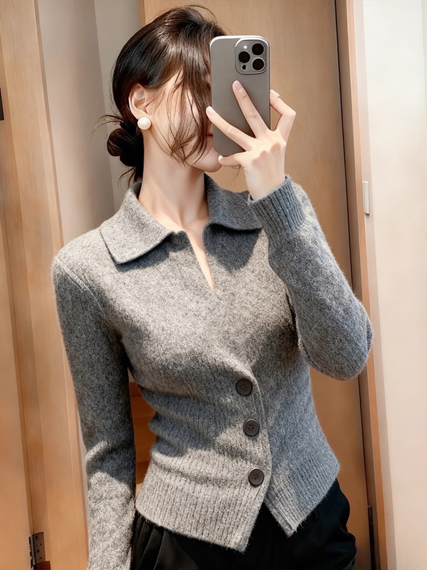 패션 느슨함 센스 폴로 칼라 회색 스웨터 여자 가을 새로운 몸매 가꾸기 슬림해 보이는 다용도 고급 센스 니트 스웨터 맨위