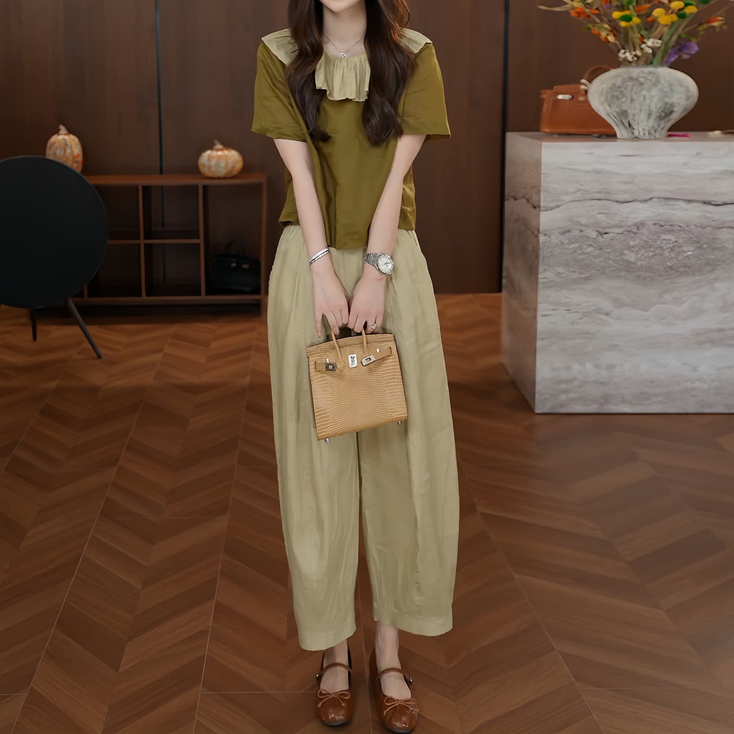 경관 그림 인기 다용도 패션 품격 패치워크 색상 프릴 베이비 칼라 맨위 슬림해 보이는 와이드 레그 팬츠 투피스 세트 이미지 5