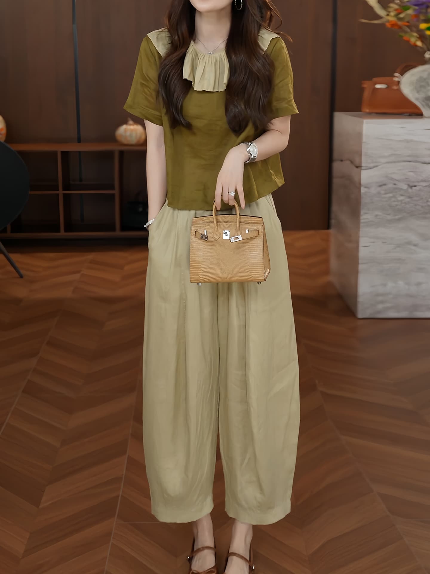 경관 그림 인기 다용도 패션 품격 패치워크 색상 프릴 베이비 칼라 맨위 슬림해 보이는 와이드 레그 팬츠 투피스 세트 상세 이미지 3