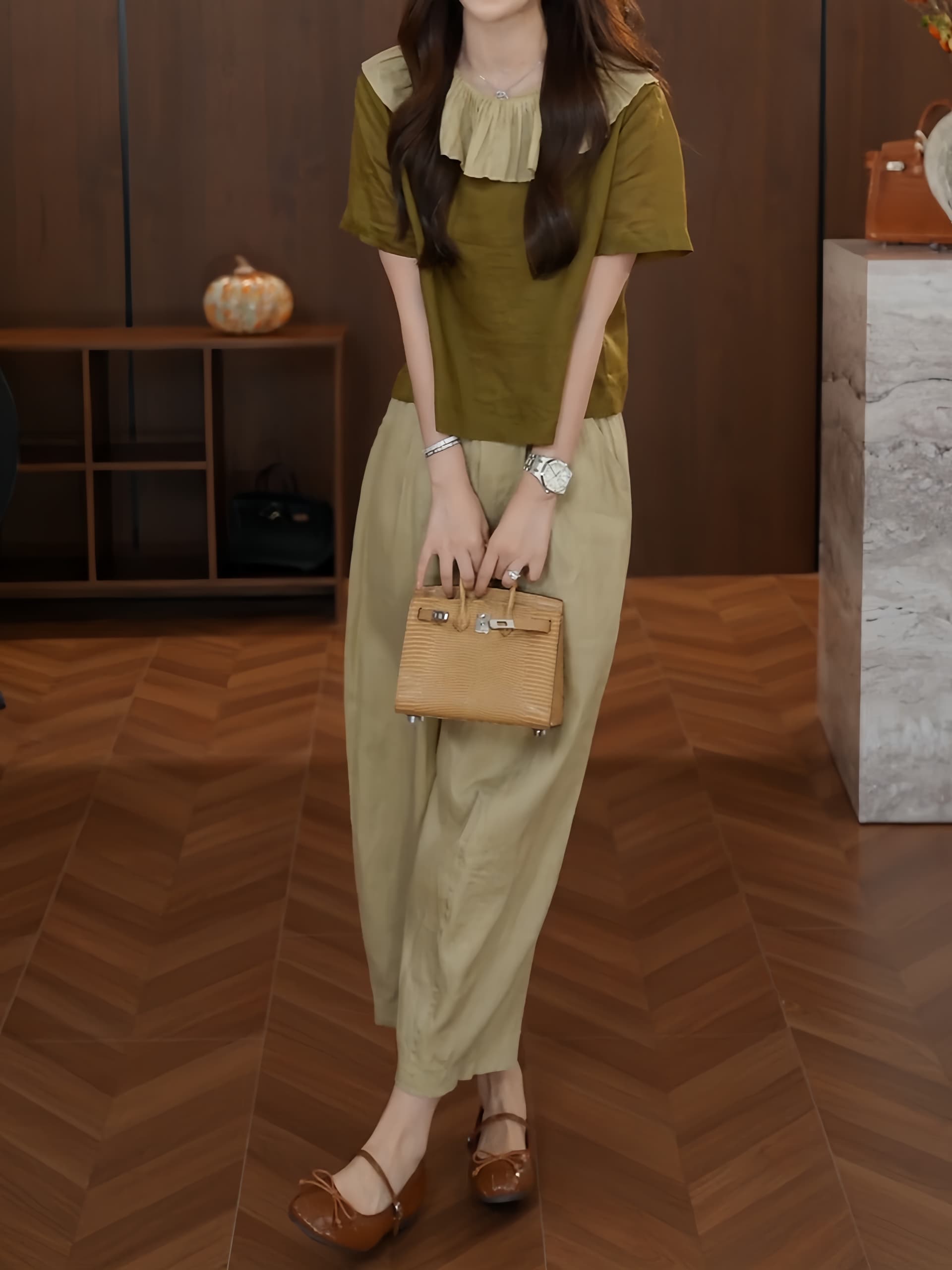 경관 그림 인기 다용도 패션 품격 패치워크 색상 프릴 베이비 칼라 맨위 슬림해 보이는 와이드 레그 팬츠 투피스 세트 상세 이미지 8