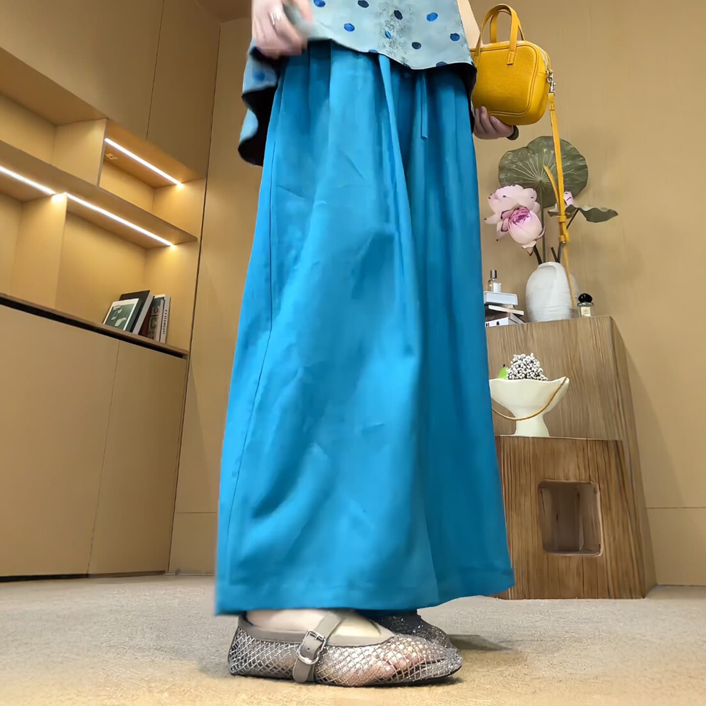경관 그림 여름 새로운 라운드 넥 루즈핏 도트 무늬 베스트 하이웨이스트 펌프 로프 와이드 레그 팬츠 품격 빛 럭셔리 세련된 세트 이미지 5