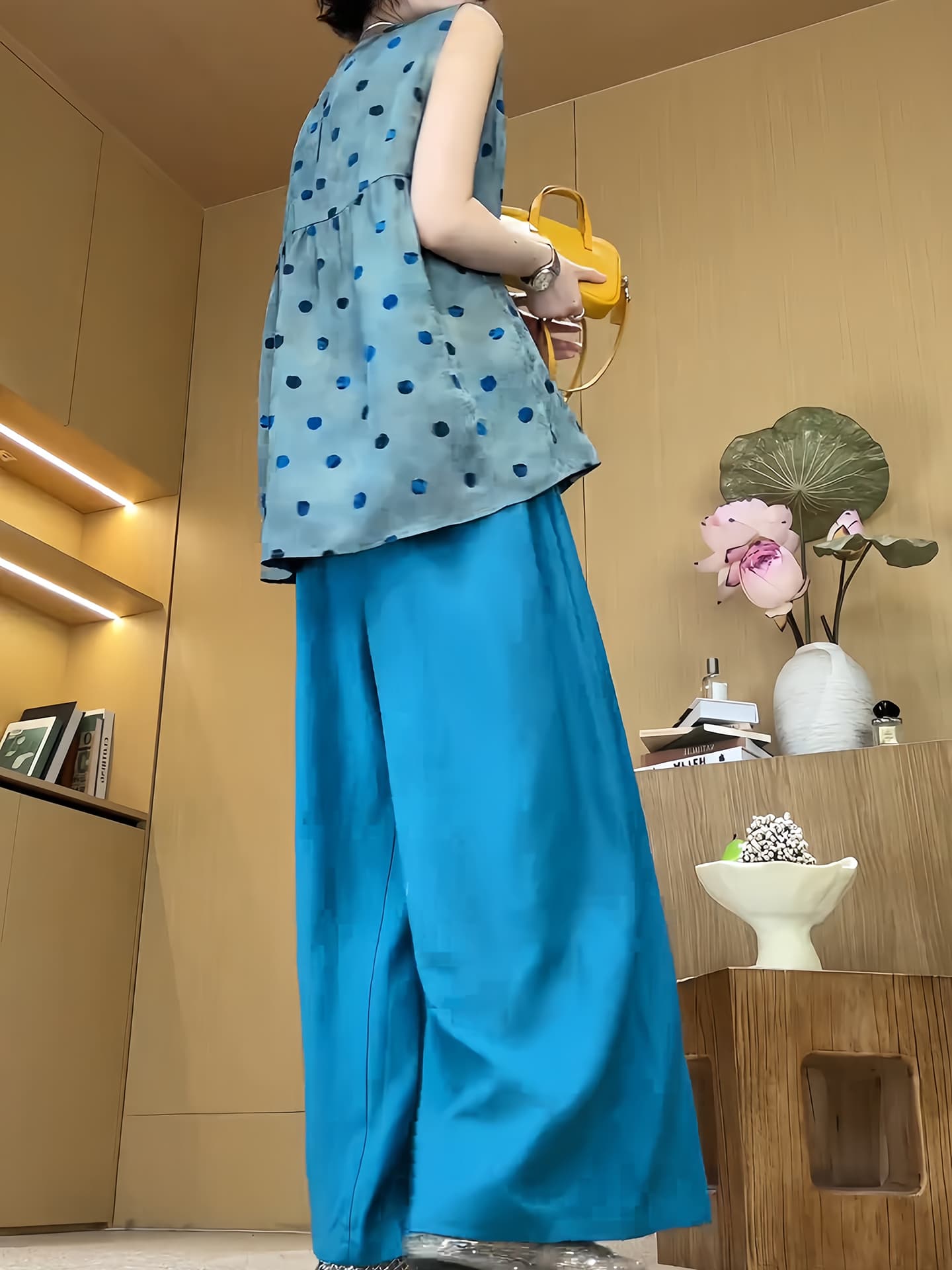 경관 그림 여름 새로운 라운드 넥 루즈핏 도트 무늬 베스트 하이웨이스트 펌프 로프 와이드 레그 팬츠 품격 빛 럭셔리 세련된 세트 상세 이미지 5