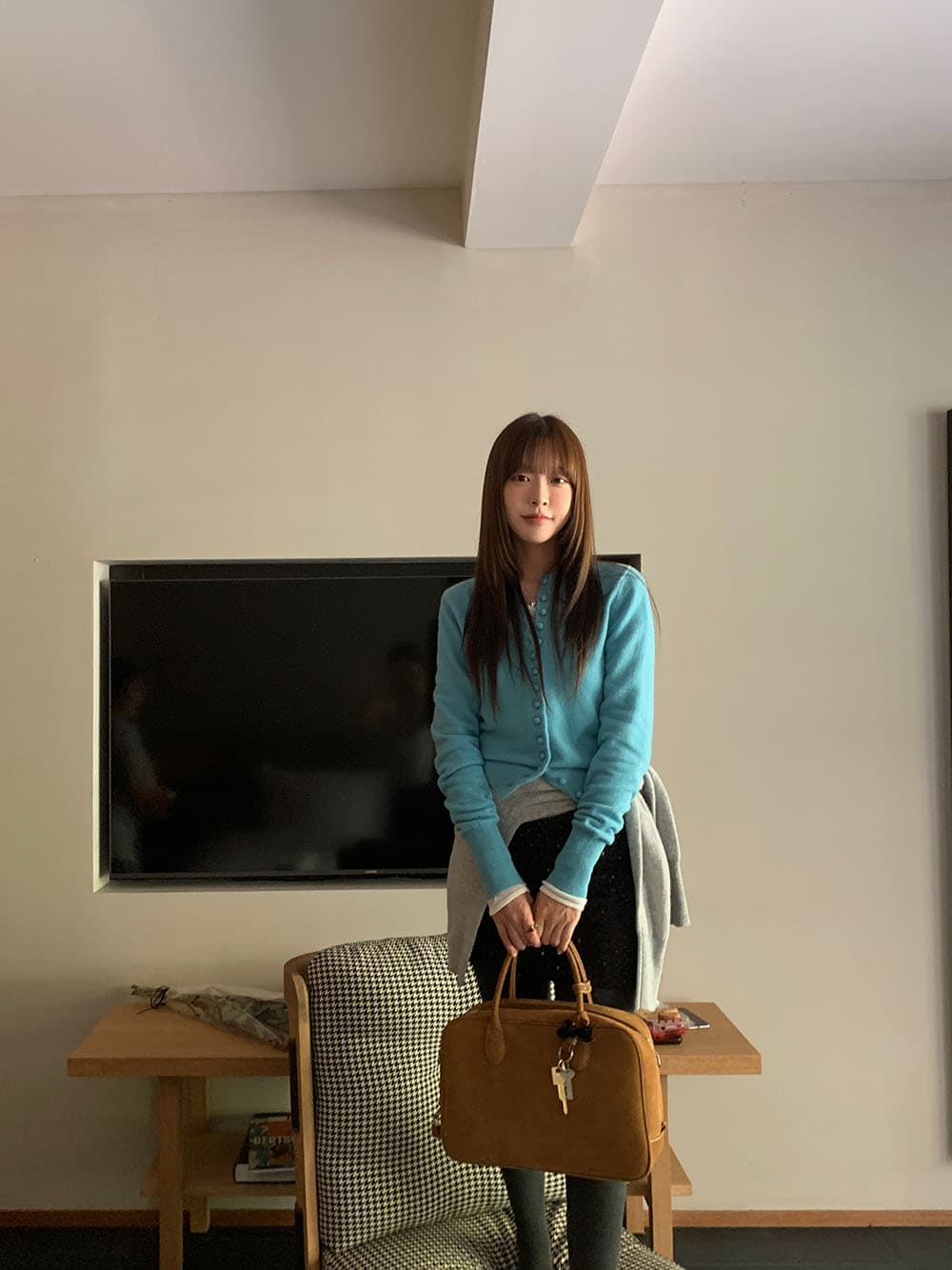 실사 레트로 ins 소녀 연령 감소 외국 가스 디스플레이 화이트 라운드 넥 니트 싱글 줄 버튼 보온 긴팔 스웨터 상세 이미지 25