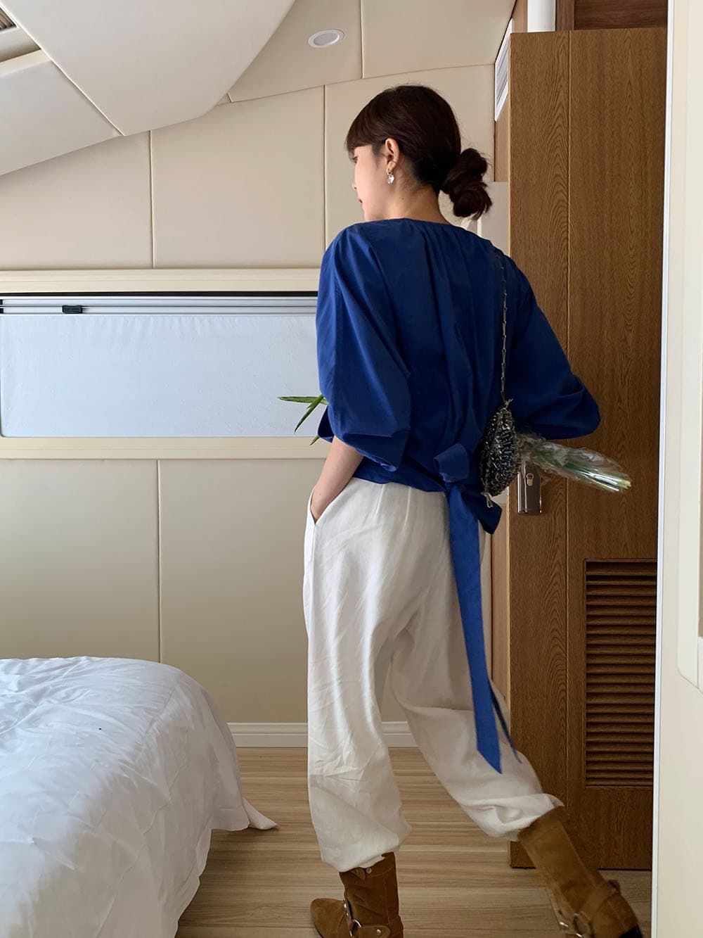 실사 레트로 법률 시스템 V넥 동점 허리 디자인 센스 디스플레이 화이트 랜턴 긴팔 셔츠 상세 이미지 42