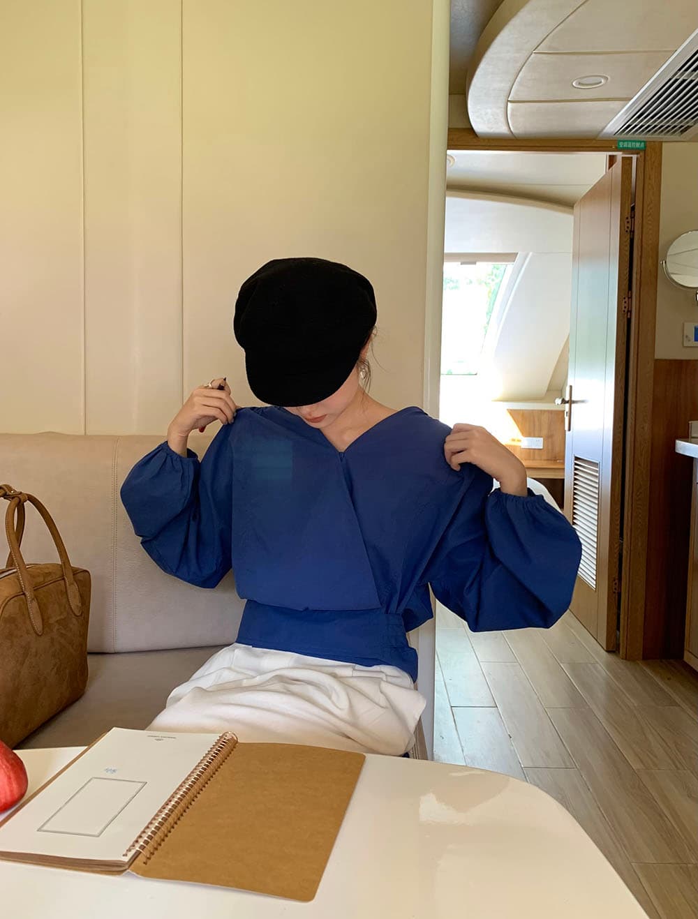 실사 레트로 법률 시스템 V넥 동점 허리 디자인 센스 디스플레이 화이트 랜턴 긴팔 셔츠 상세 이미지 48