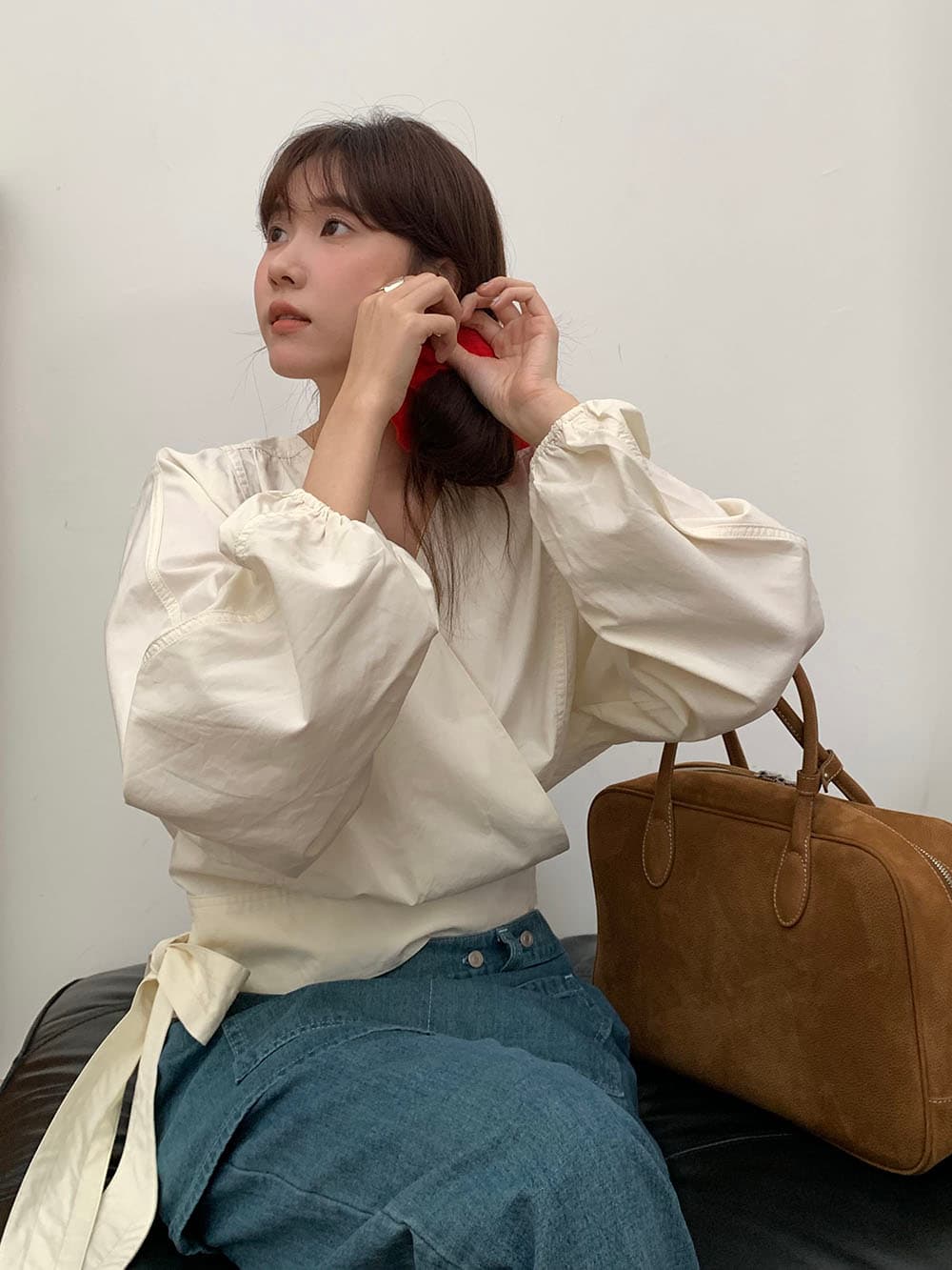 실사 레트로 법률 시스템 V넥 동점 허리 디자인 센스 디스플레이 화이트 랜턴 긴팔 셔츠 상세 이미지 16