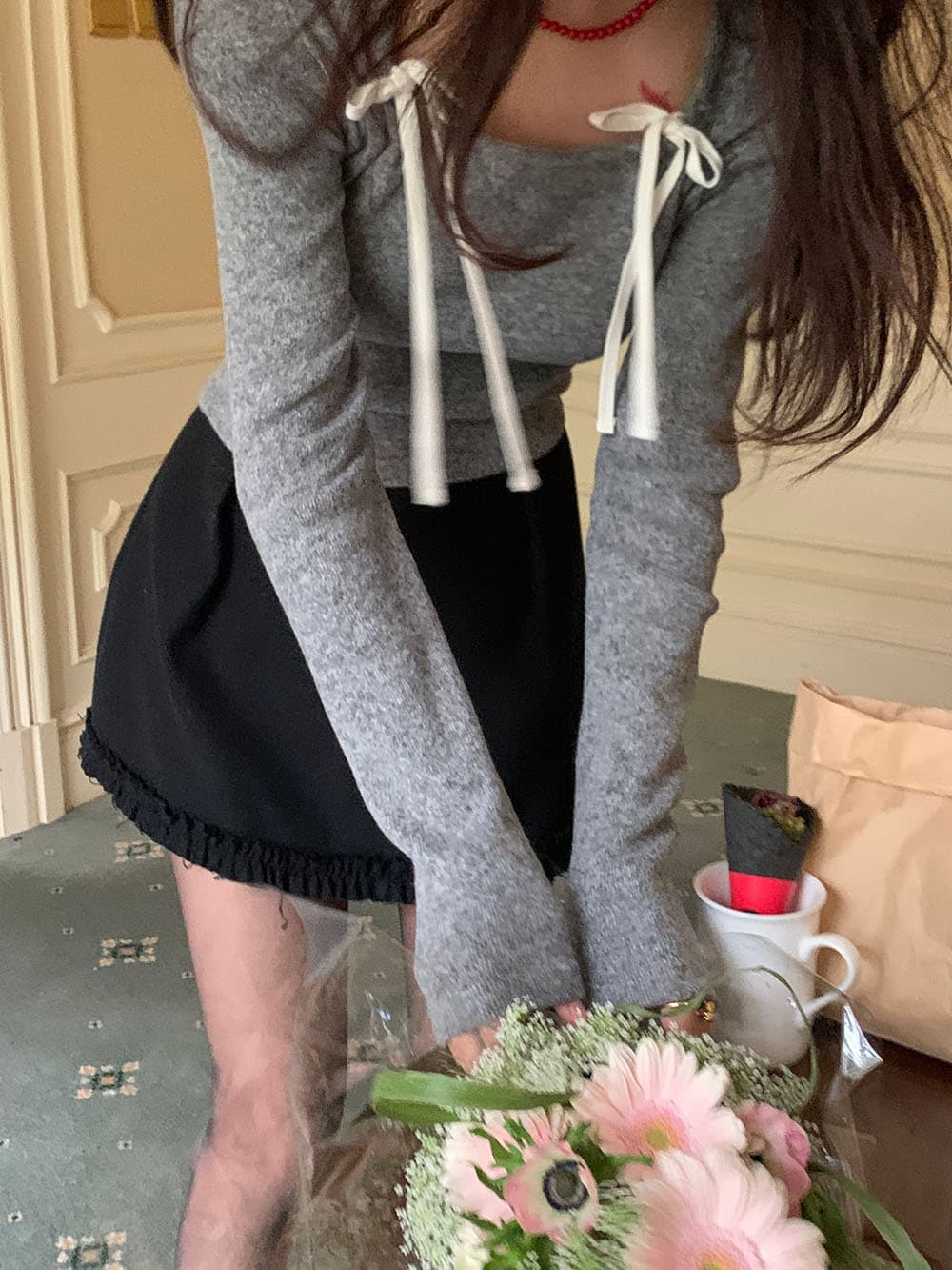 실사 한 부서 작은 대중 광장 칼라 이슬 쇄골 나비 매듭 펌프 로프 레이스업 슬림해 보이는 티셔츠 맨위 상세 이미지 19
