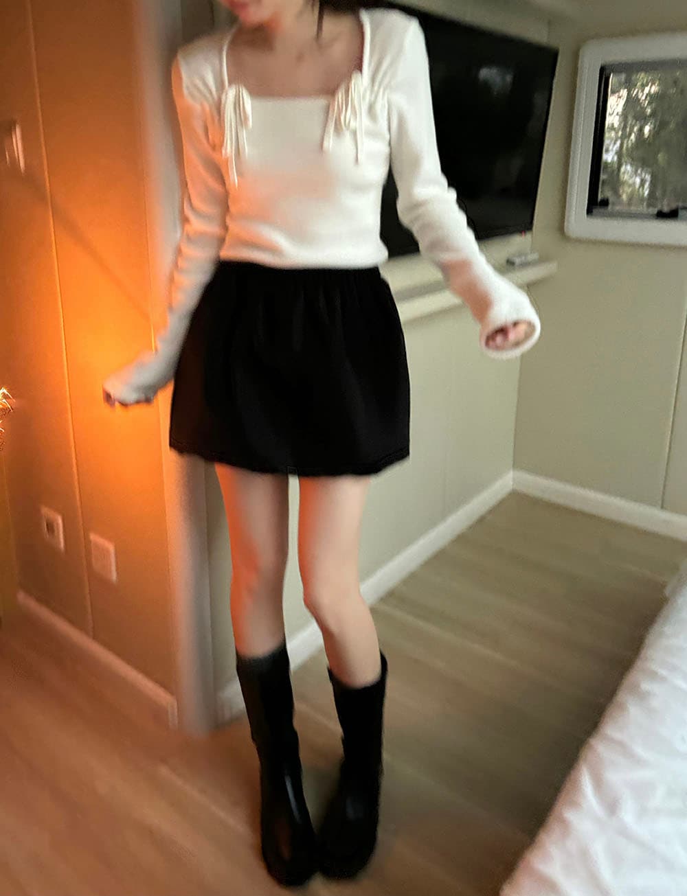 실사 한 부서 작은 대중 광장 칼라 이슬 쇄골 나비 매듭 펌프 로프 레이스업 슬림해 보이는 티셔츠 맨위 상세 이미지 35