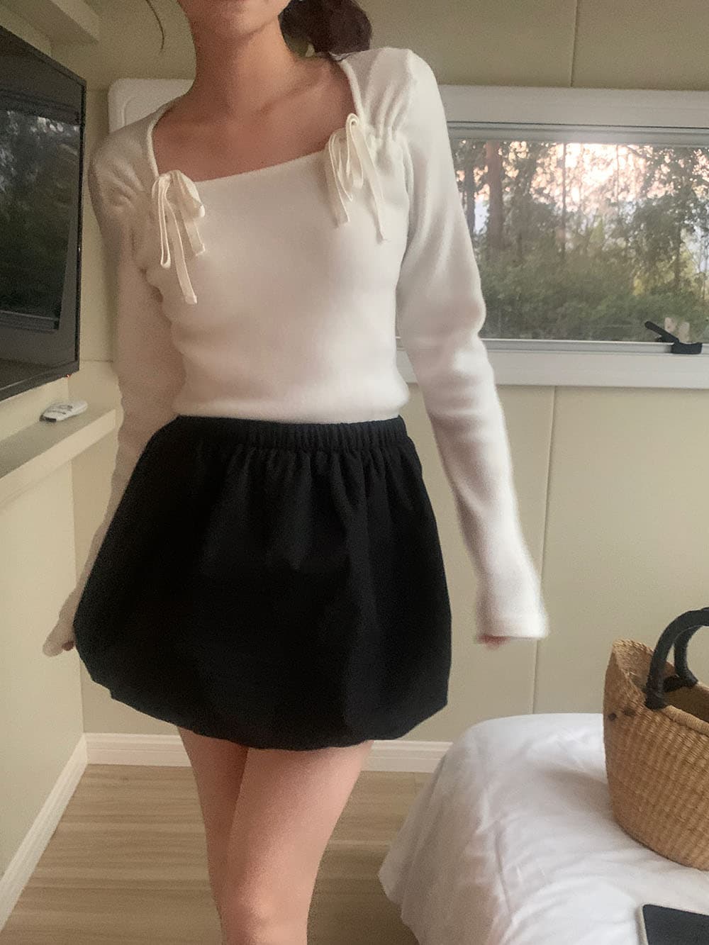 실사 한 부서 작은 대중 광장 칼라 이슬 쇄골 나비 매듭 펌프 로프 레이스업 슬림해 보이는 티셔츠 맨위 상세 이미지 36