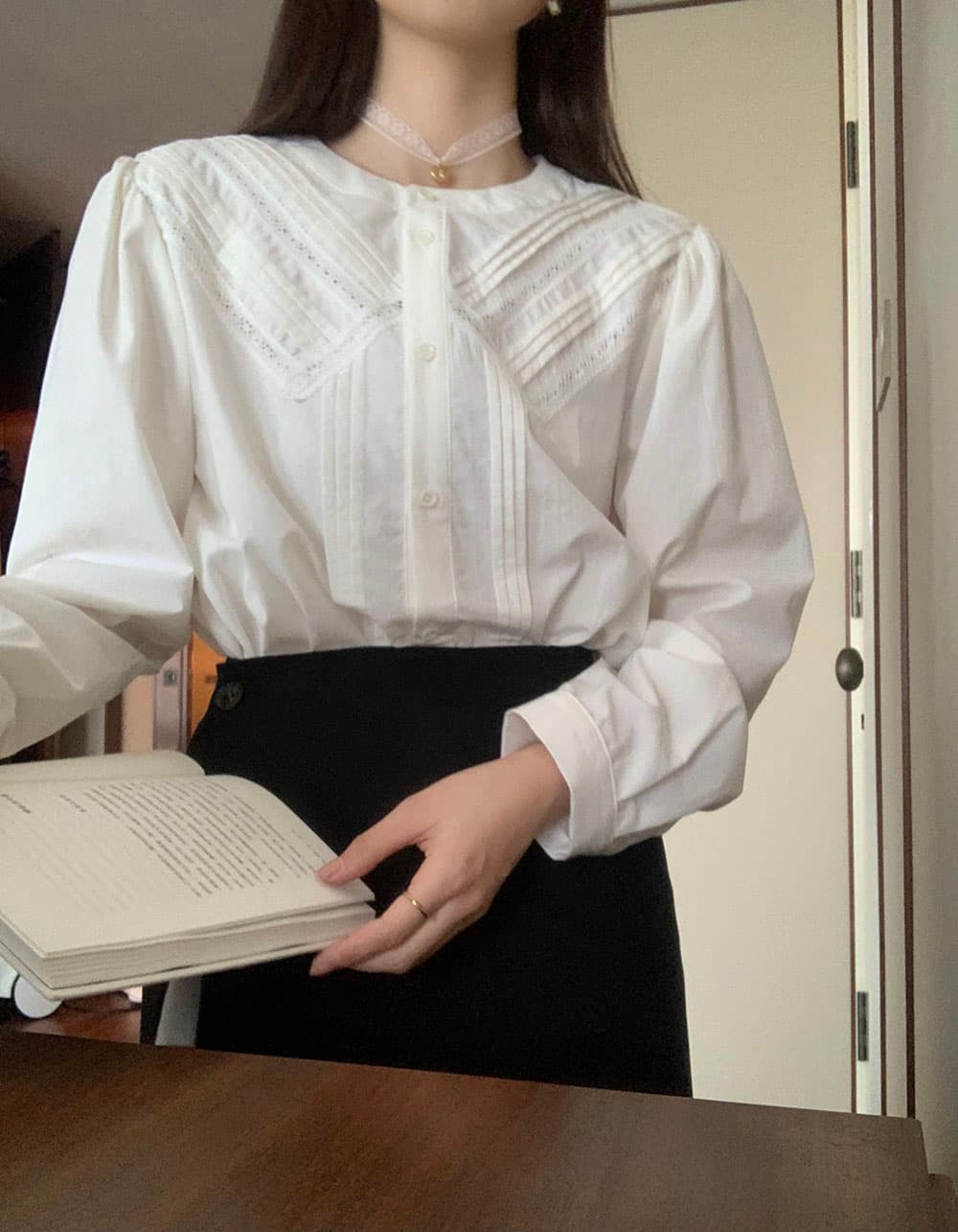 실사 프랑스식 작은 대중 Pleat 측면 레이스 레이스 패치워크 다용도 오픈 가디건 긴팔 셔츠 상세 이미지 40