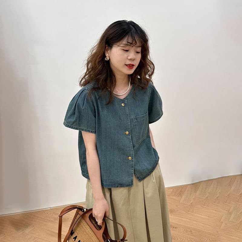 여름 새로운 출퇴근 레트로 라운드 넥 싱글 줄 버튼 데님 셔츠 한국 스타일 루즈핏 반팔 주머니 맨위 트렌디 이미지 5