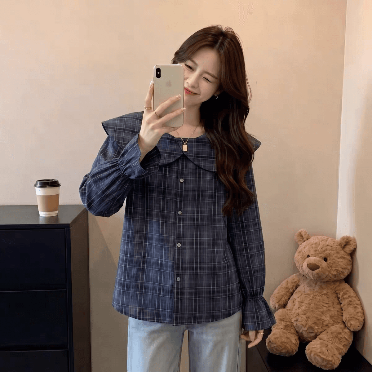 가을 의상 새로운 자이언트 잘 생긴 ~ 중 레트로 체크무늬 한 부서 착용 가져 가라. 오프숄더 프릴 칼라 긴팔 셔츠 작은 셔츠 맨위