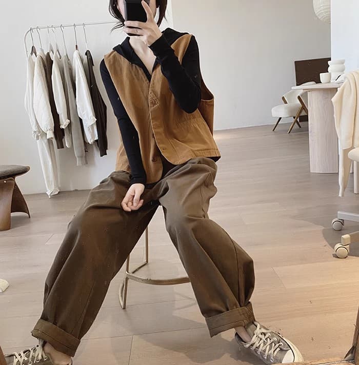 가을 의상 새로운 면 소재 조끼 재킷 여성 루즈핏 슬림해 보이는 V넥 미니멀리즘 작은 대중 디자인 센스 워크웨어 조끼 상세 이미지 17