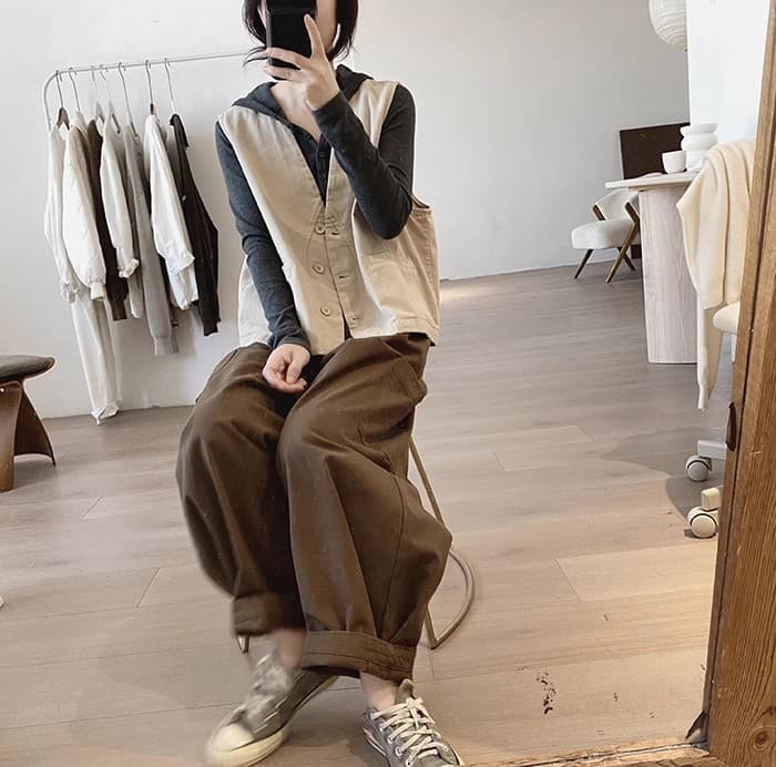 가을 의상 새로운 면 소재 조끼 재킷 여성 루즈핏 슬림해 보이는 V넥 미니멀리즘 작은 대중 디자인 센스 워크웨어 조끼 상세 이미지 26