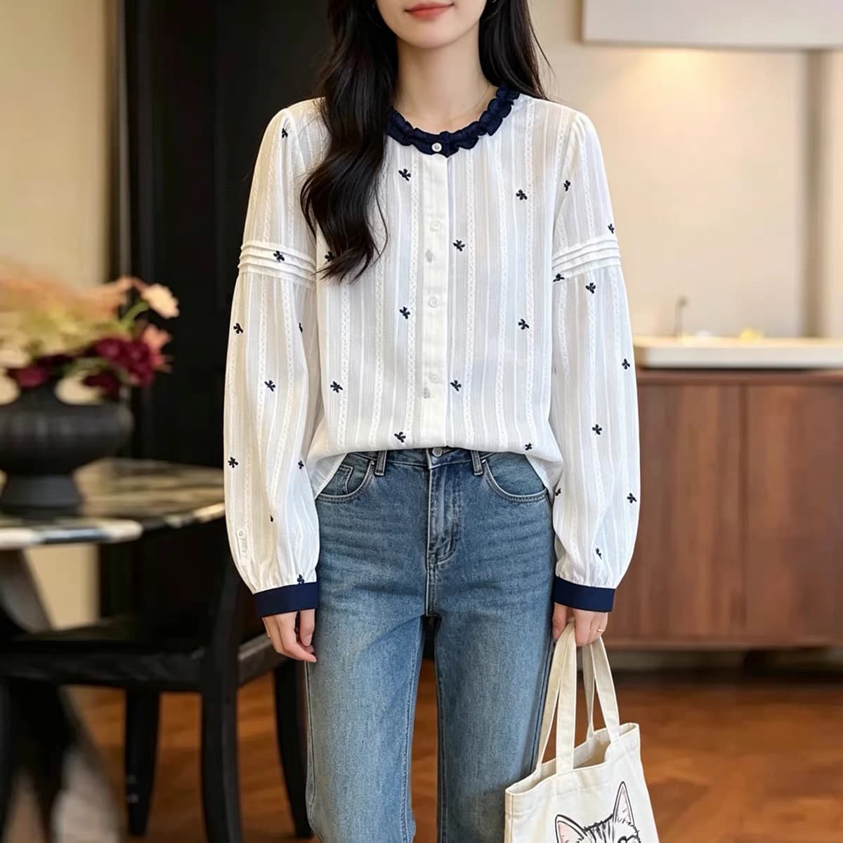 가을 의상 새로운 한 부서 자수 레이스 칼라 긴팔 여성 셔츠 루즈핏 외국 가스 디자인 센스 작은 대중 연령 감소 맨위 트렌디 상세 이미지 3