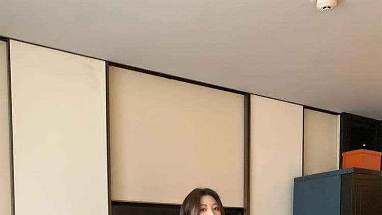 지금 지금 2026 이른 가을 신제품 임산부 스트라이프 긴팔 연삭 털 배색 루즈핏 느긋한 풀오버 맨위 반신 스커트 상세 이미지 47