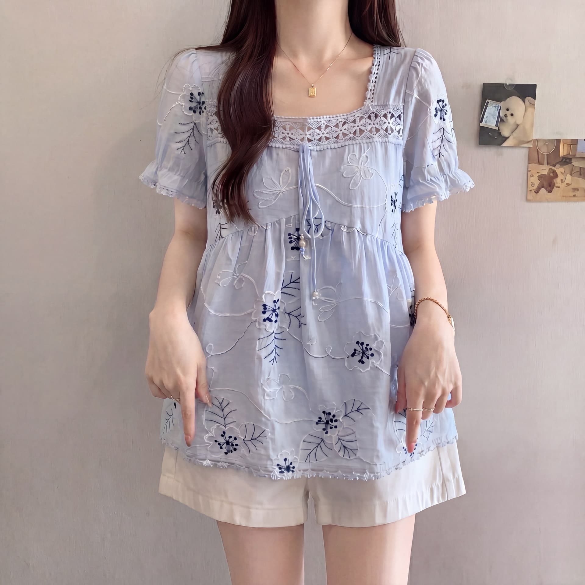 빅 사이즈 여성 의류 술 측면 레이스 칼라 자수 인형 셔츠 상세 이미지 3