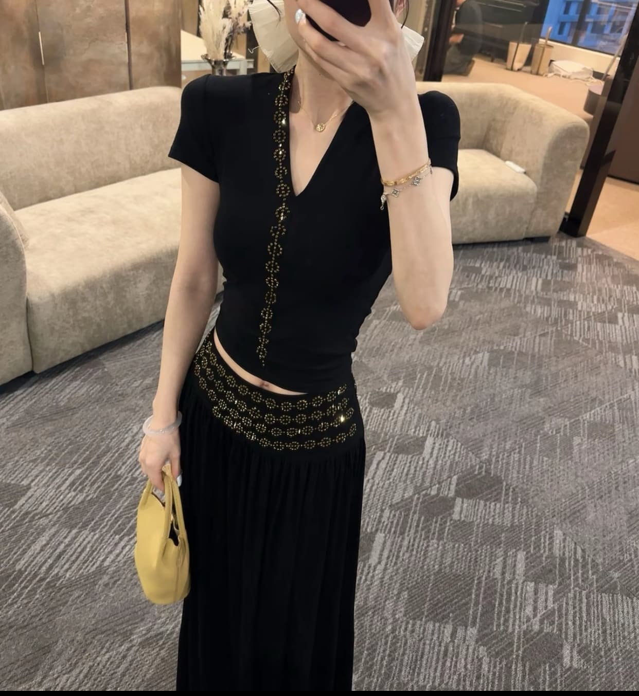 프랑스식 새로운 세트 여름 품격 V넥 반팔 무거운 작업 섹션 핫픽스 롱 스커트 투피스 슈트 상세 이미지 3