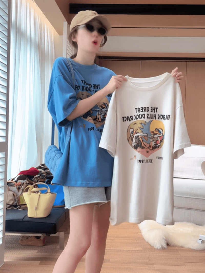 쉬 징 징 레트로 오리 새끼 프린트 반팔 미니멀리즘 고급 센스 루즈핏 슬림해 보이는 한 부서 캐주얼 티셔츠 세트 이미지 3