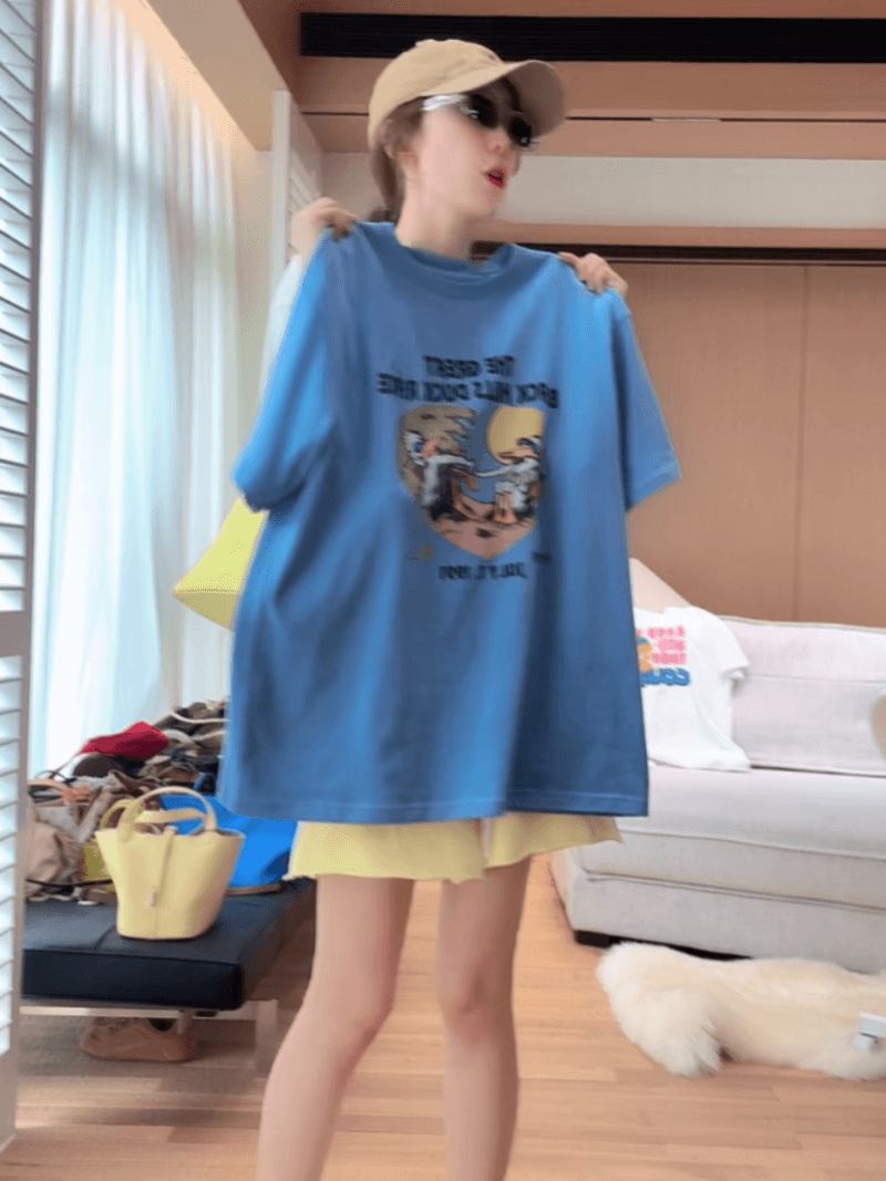 쉬 징 징 레트로 오리 새끼 프린트 반팔 미니멀리즘 고급 센스 루즈핏 슬림해 보이는 한 부서 캐주얼 티셔츠 세트 상세 이미지 3