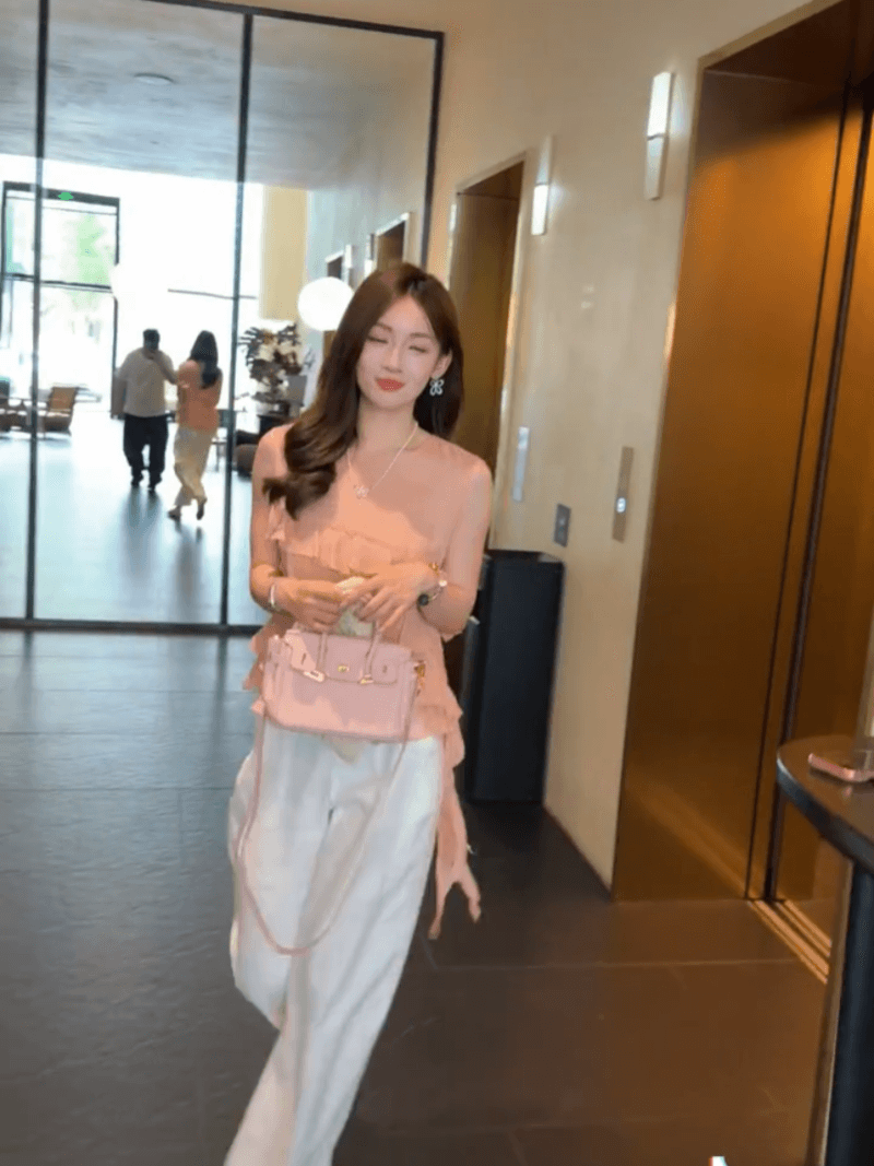 여름 프랑스식 프릴 리본 민소매 품격 작은 셔츠 루즈핏 맨위 세트 상세 이미지 2
